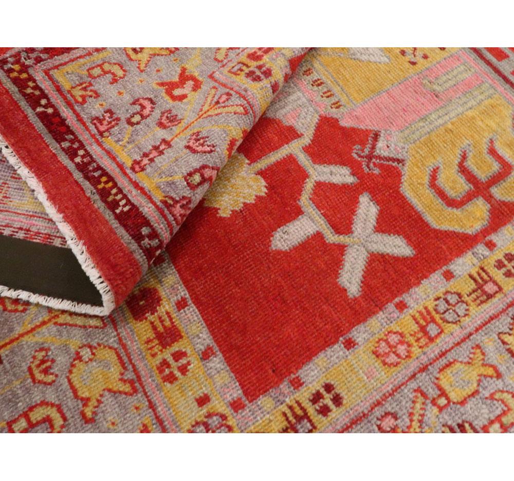 Early 20th Century East Turkestan Pictorial Vase Khotan Small Gallery Rug in Red For Sale 2