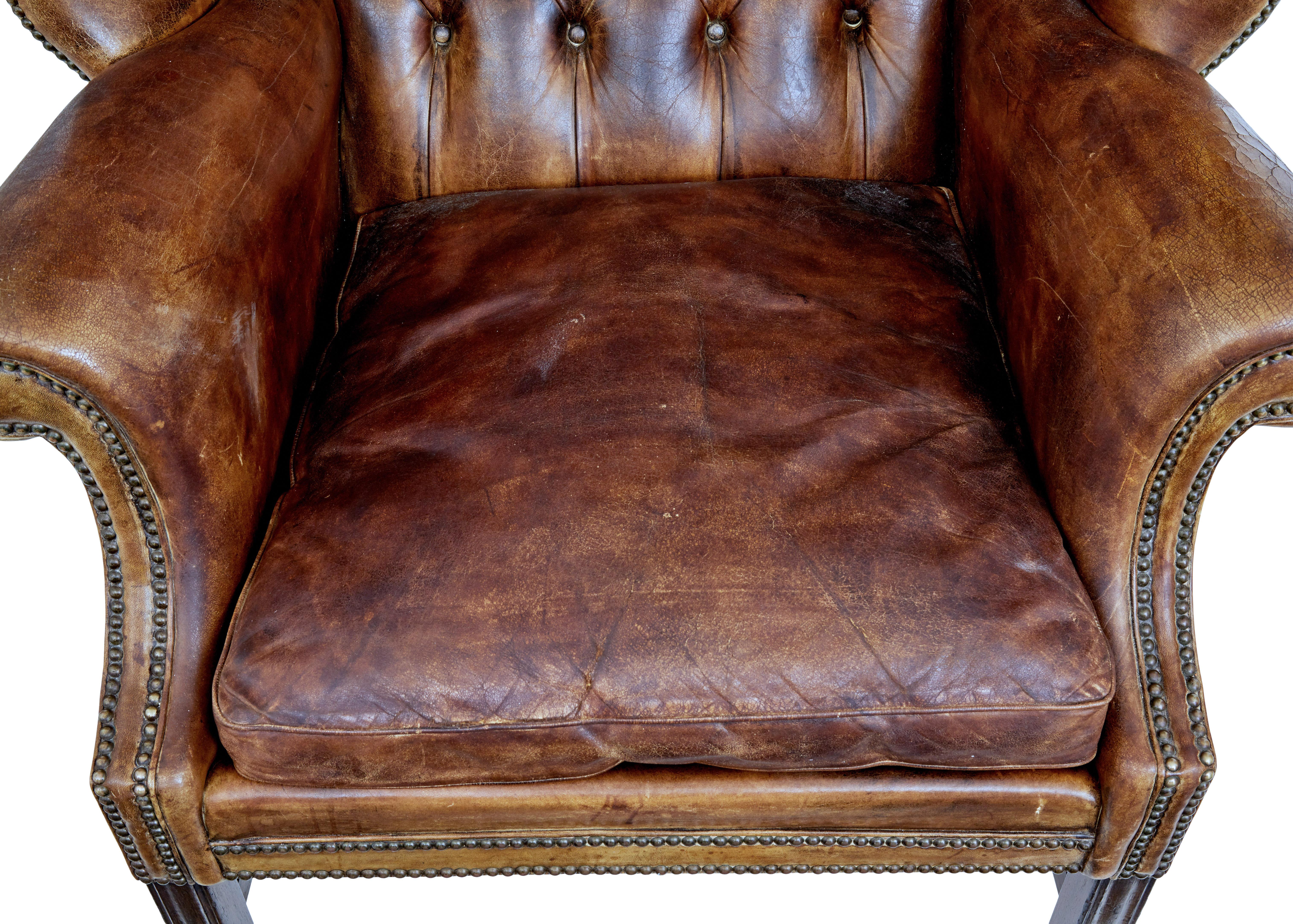 Early 20th Century Edwardian Button Back Leather Wing Back Armchair In Good Condition In Debenham, Suffolk
