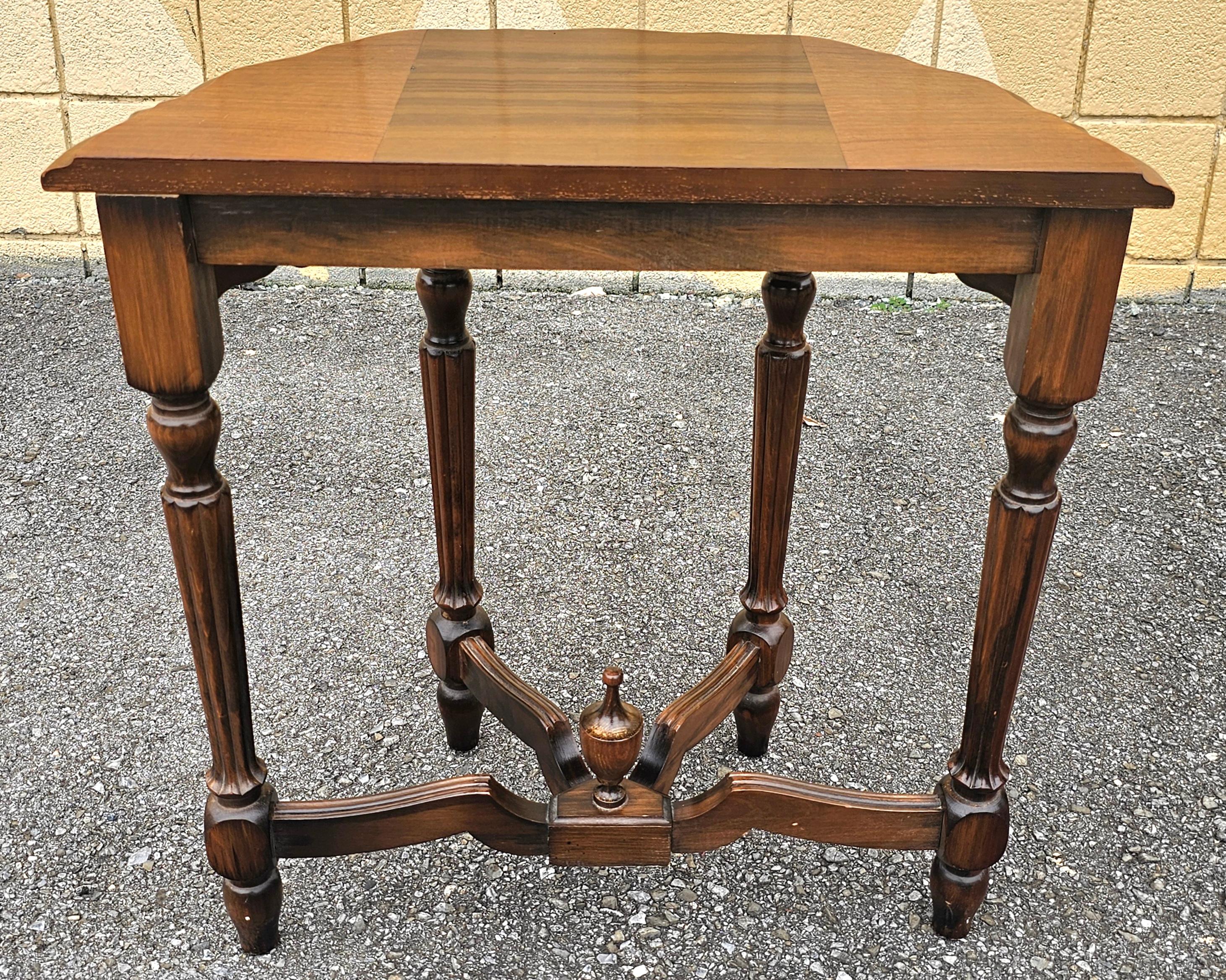 Early 20th Century Edwardian Carved Walnut Stretcher Console Table, Circa 1920s In Good Condition For Sale In Germantown, MD