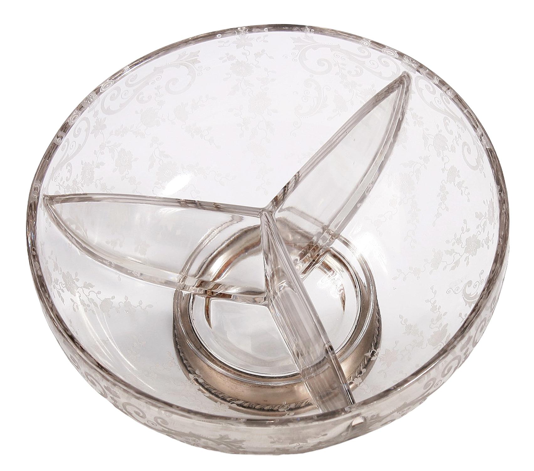Early 20th Century Edwardian Crystal Glass Bowl with Silver Foot, United Kingdom In Fair Condition For Sale In North Miami, FL