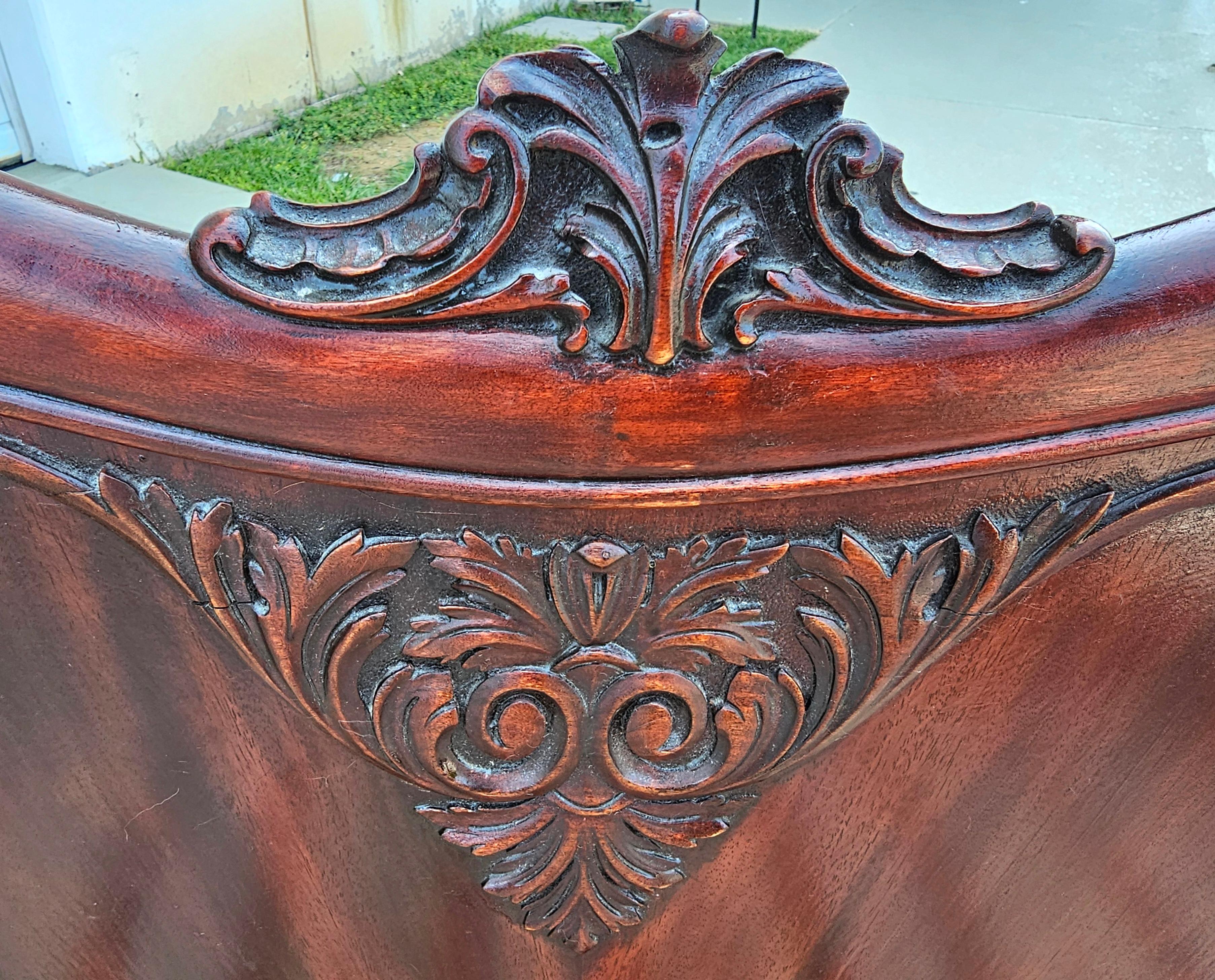 Early 20th Century Edwardian Mahogany and Upholstered Settee For Sale 1