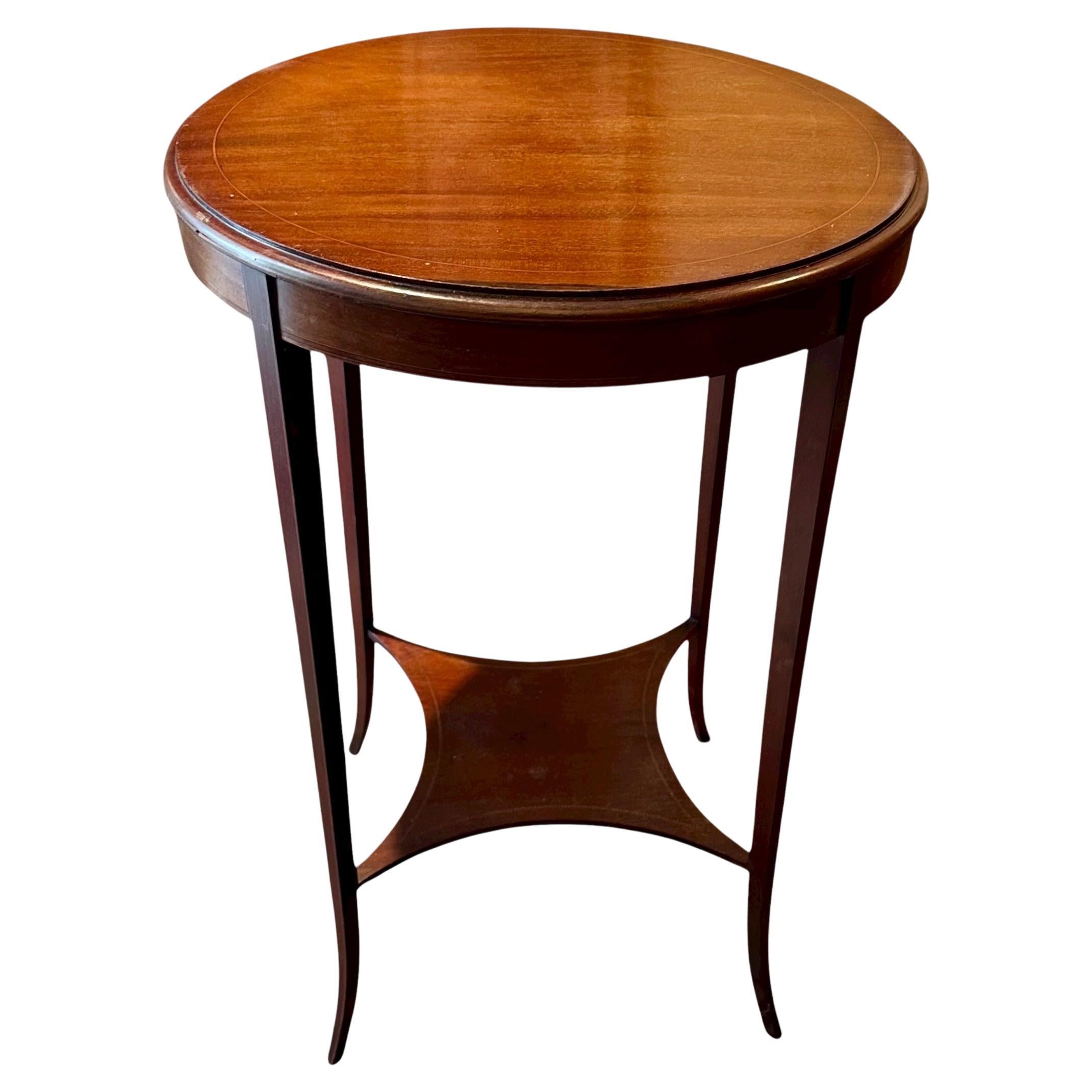 Table d'appoint en marqueterie édouardienne du début du 20e siècle en vente