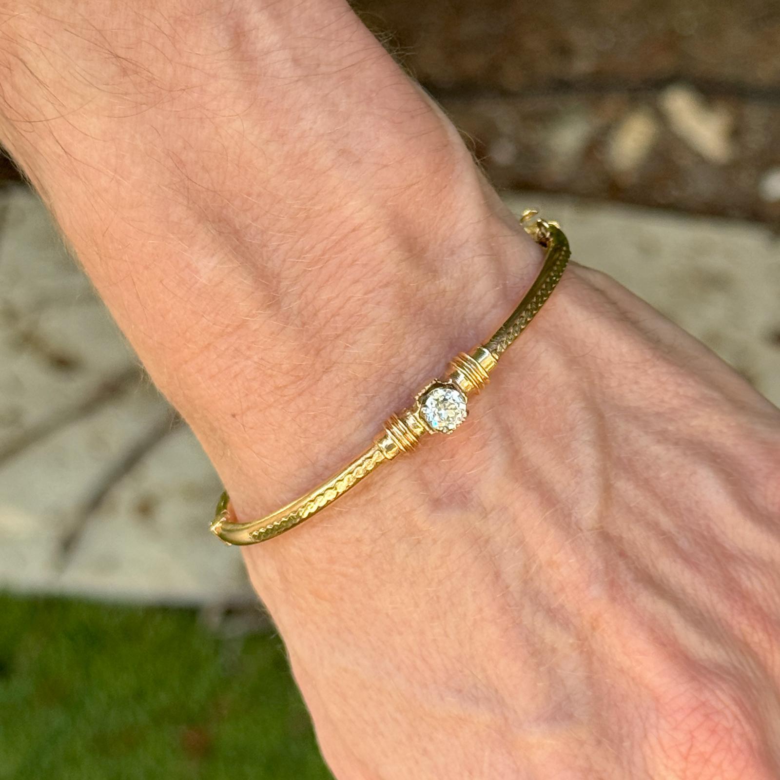 Women's Early 20th Century Edwardian Old Mine Cut Diamond 14KYG Hinged Bangle Bracelet For Sale