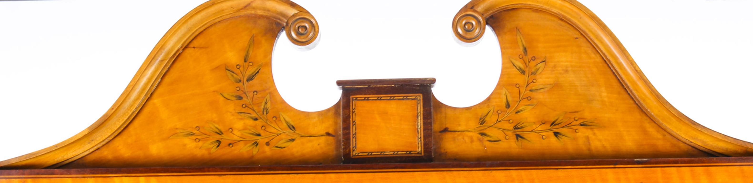 Édouardien Miroir de cheval en marqueterie de bois de satin du début du 20e siècle, de style édouardien en vente