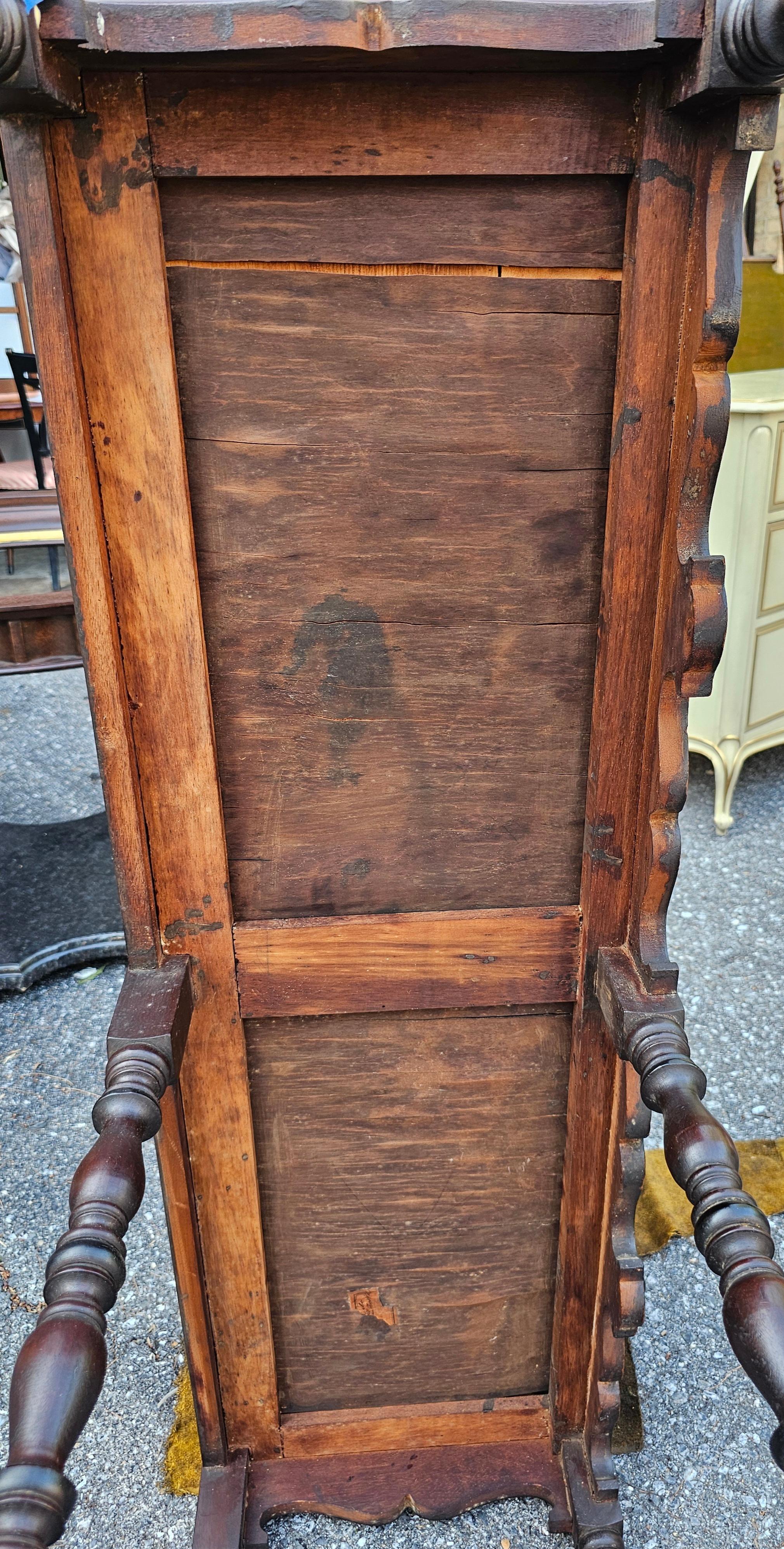Early 20th Century Edwardian Walnut Hunt Sideboard or Server en vente 3