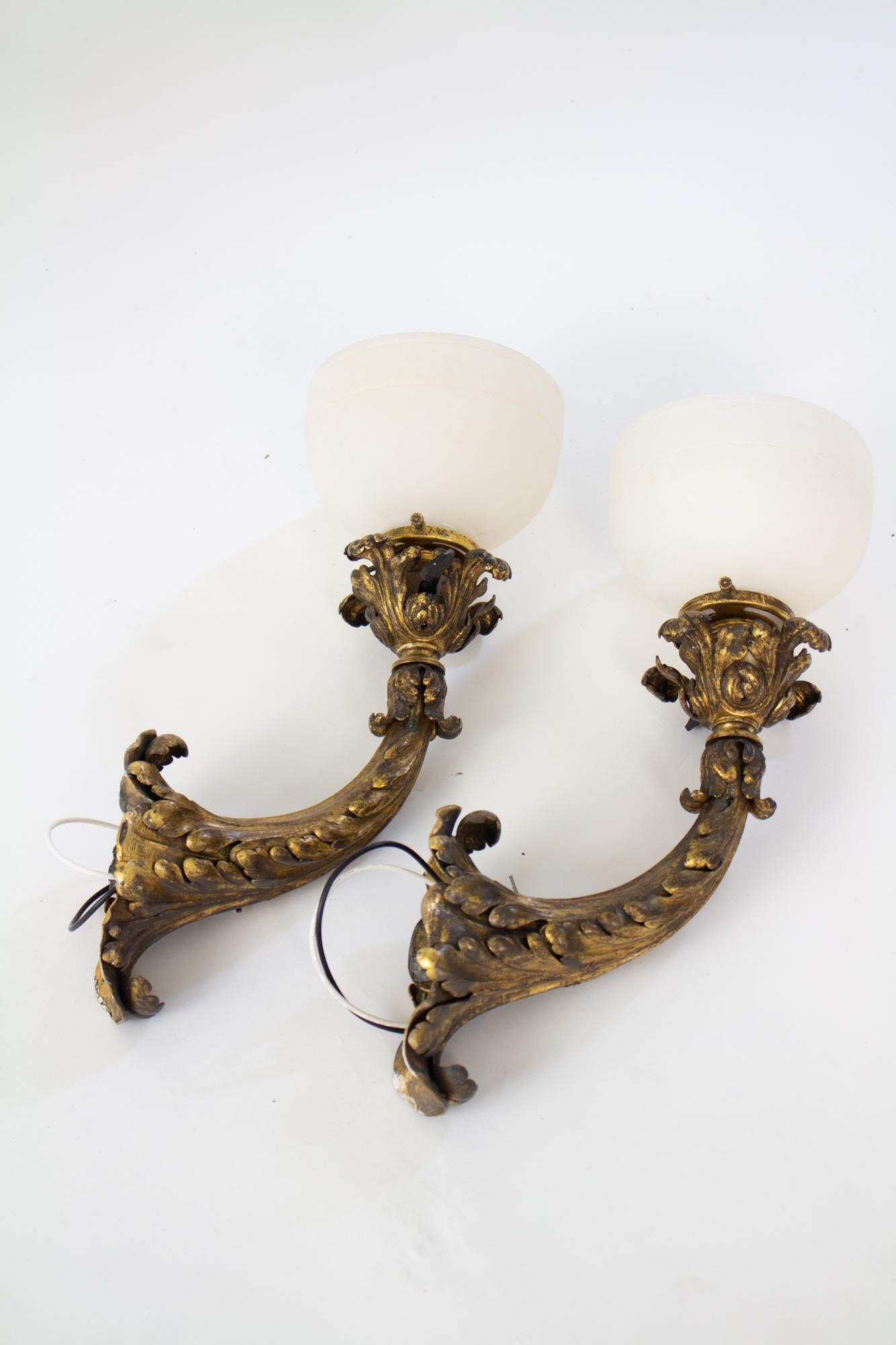 Early 20th Century E.F.Caldwell Gilt Leafy Sconces with Alabaster Shade - a Pair For Sale 1