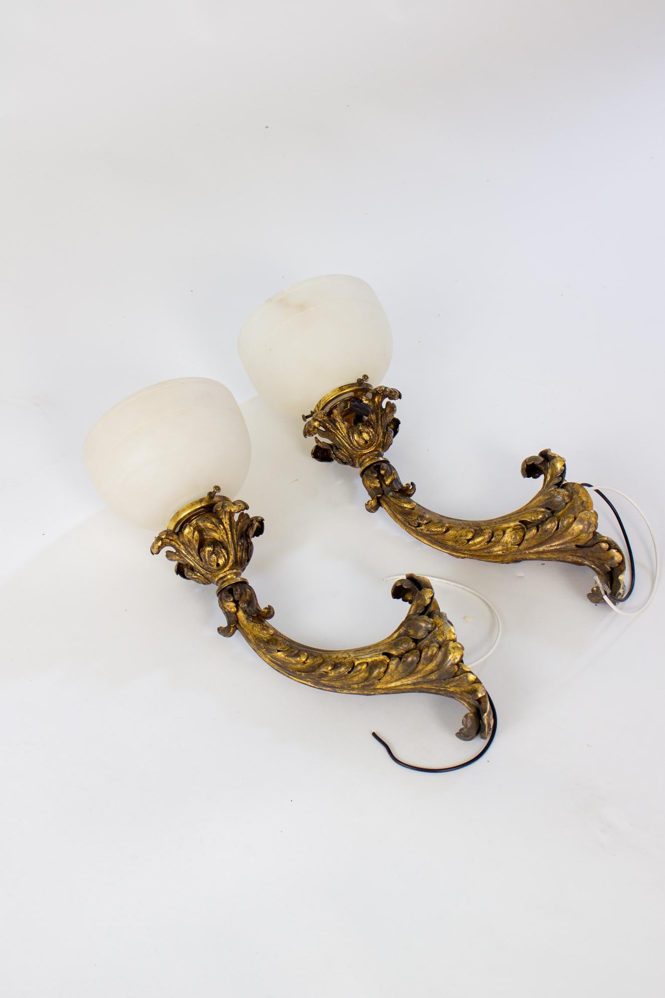 Early 20th Century E.F.Caldwell Gilt Leafy Sconces with Alabaster Shade - a Pair For Sale 3