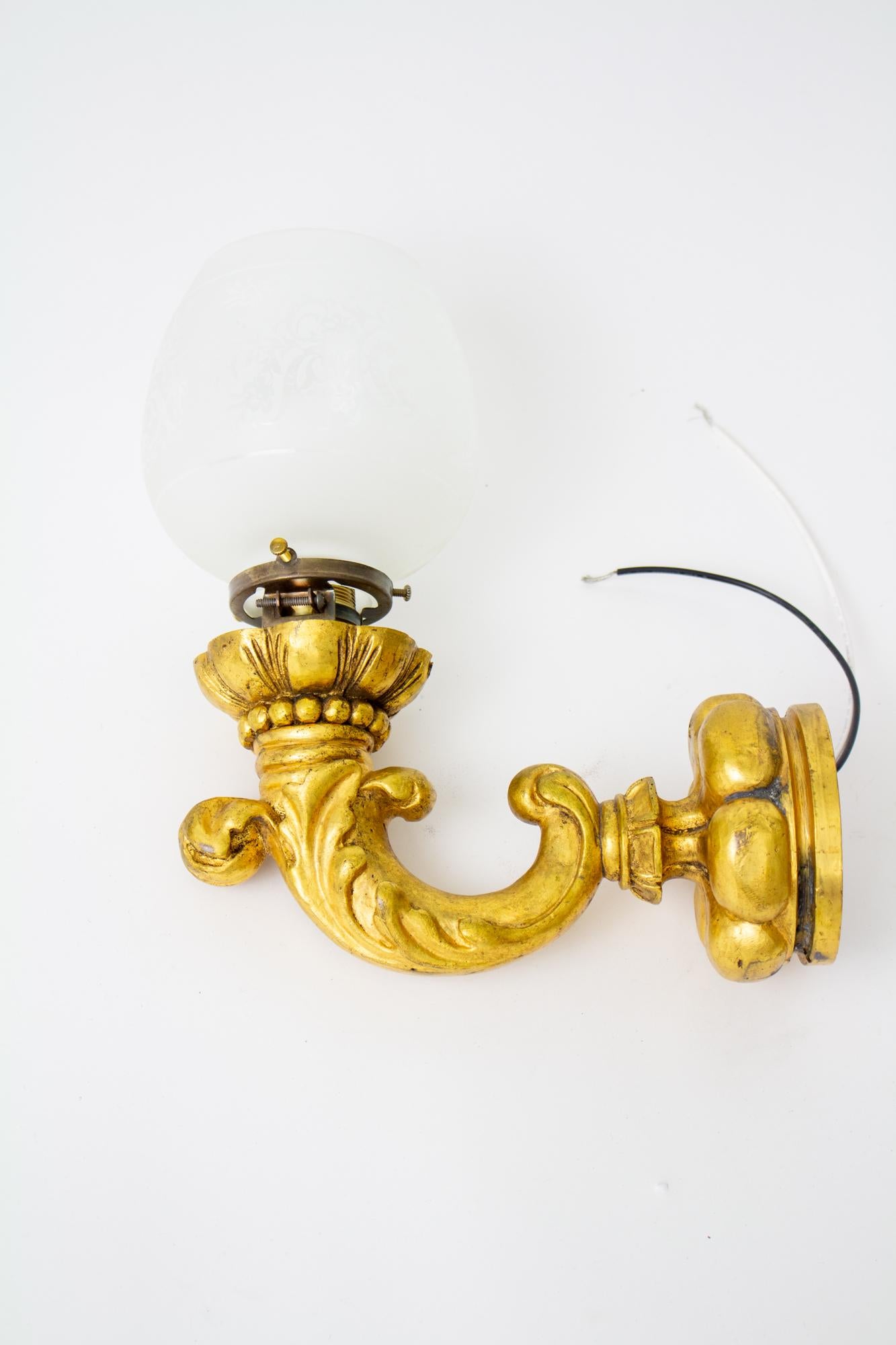 Gold Early 20th Century E.F.Caldwell Italianate Gilt Bronze Sconces - a Pair For Sale