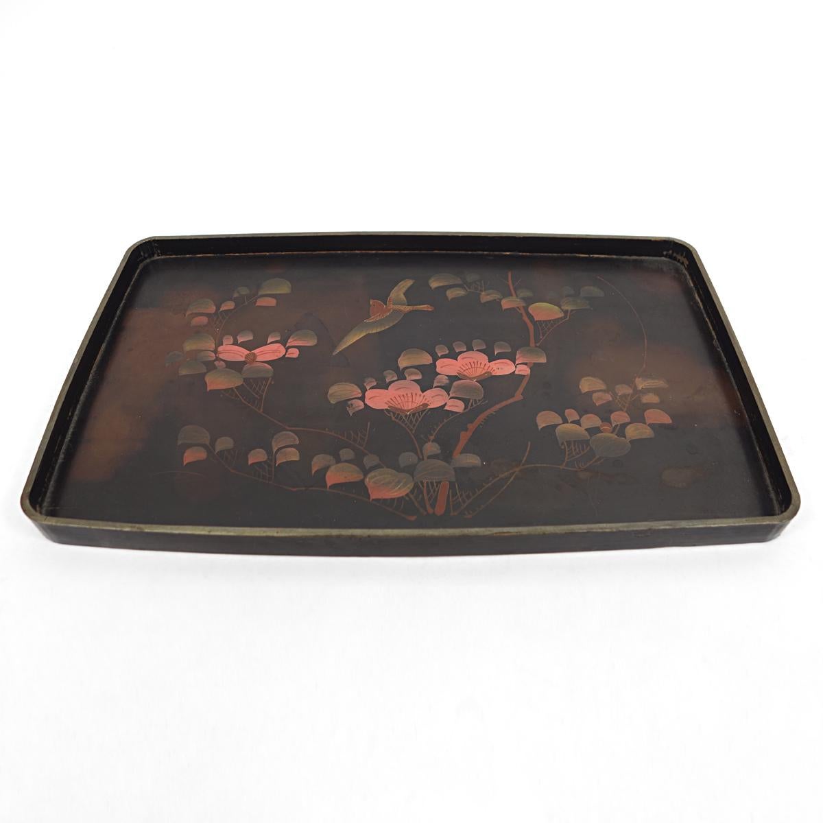 Eleganter orientalischer Tabletttisch des frühen 20. Jahrhunderts auf einem Bambusständer im Angebot 4
