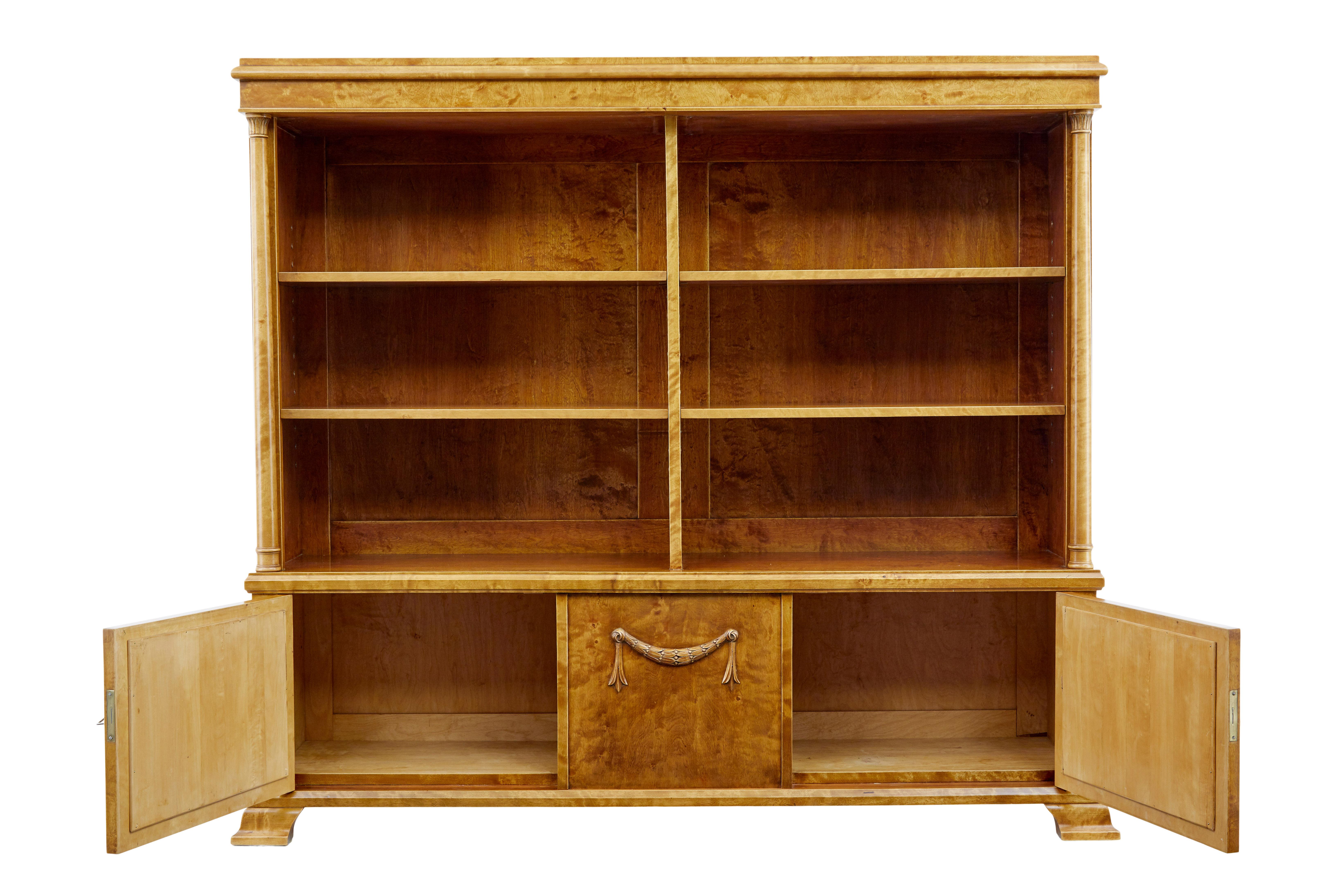 Bücherschrank aus Birke im Empire-Stil des frühen 20. (Schwedisch)