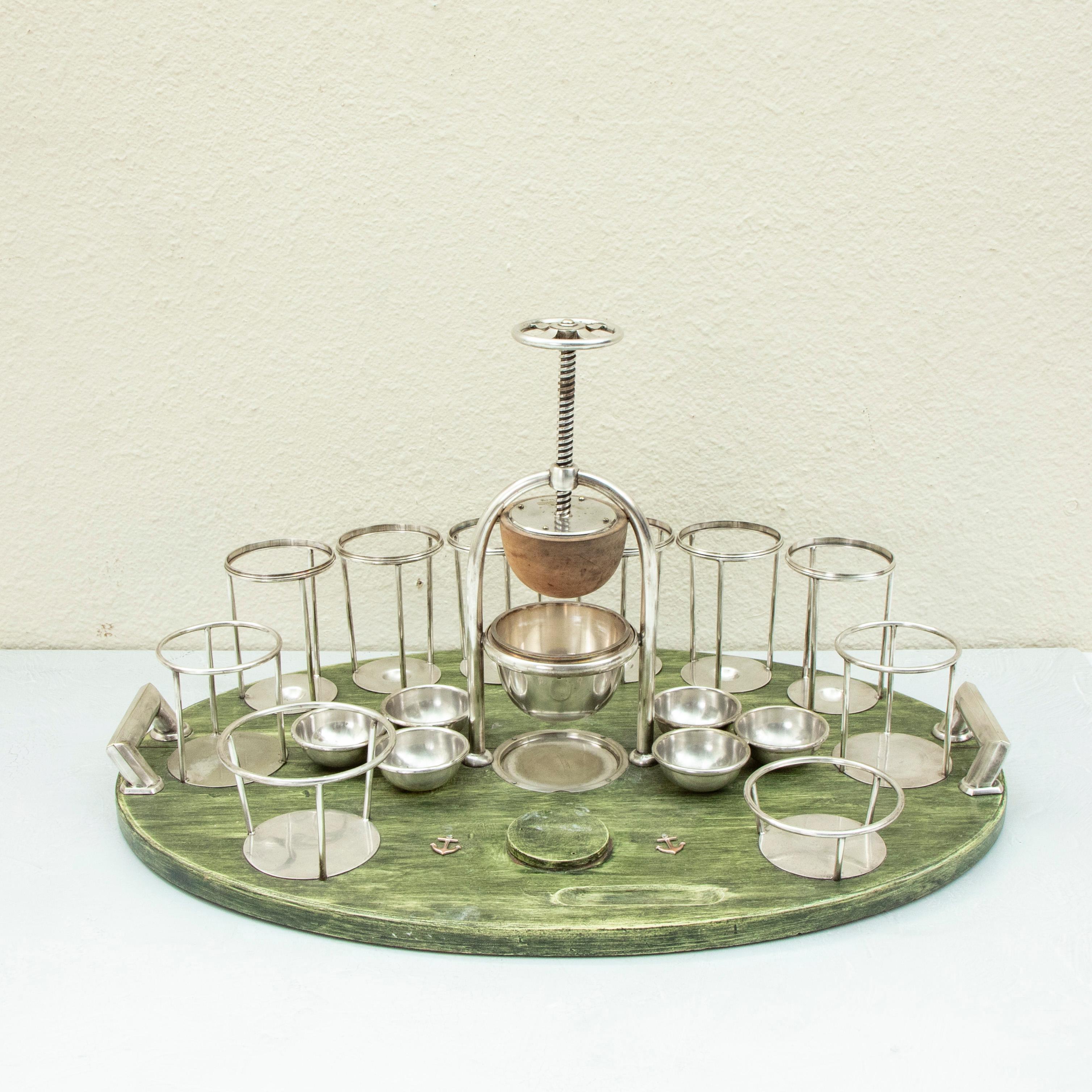 Early 20th Century English Art Deco Period Silver Plate Yacht Cocktail Service For Sale 10