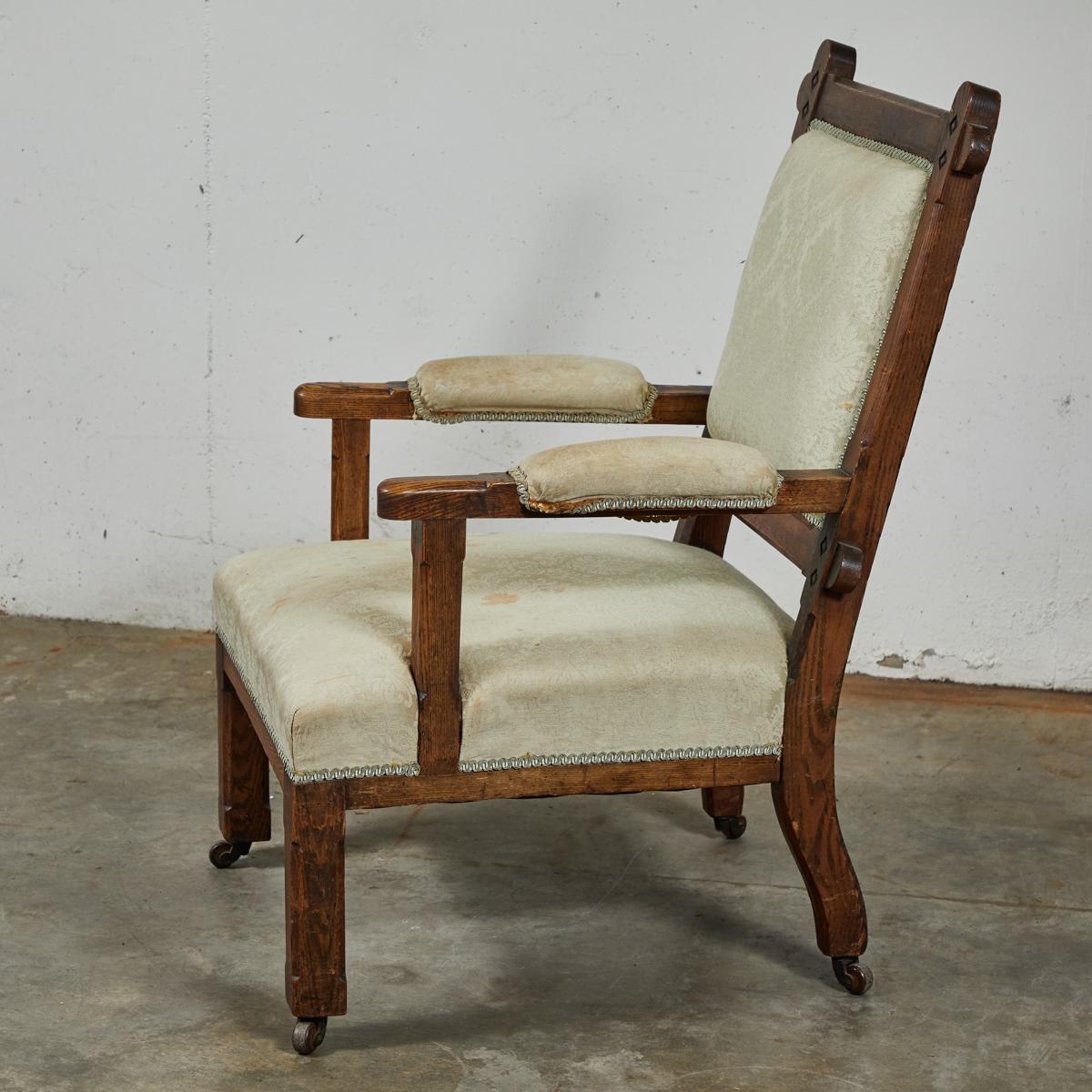 Edwardian Early 20th Century English Arts & Crafts Oak Chair