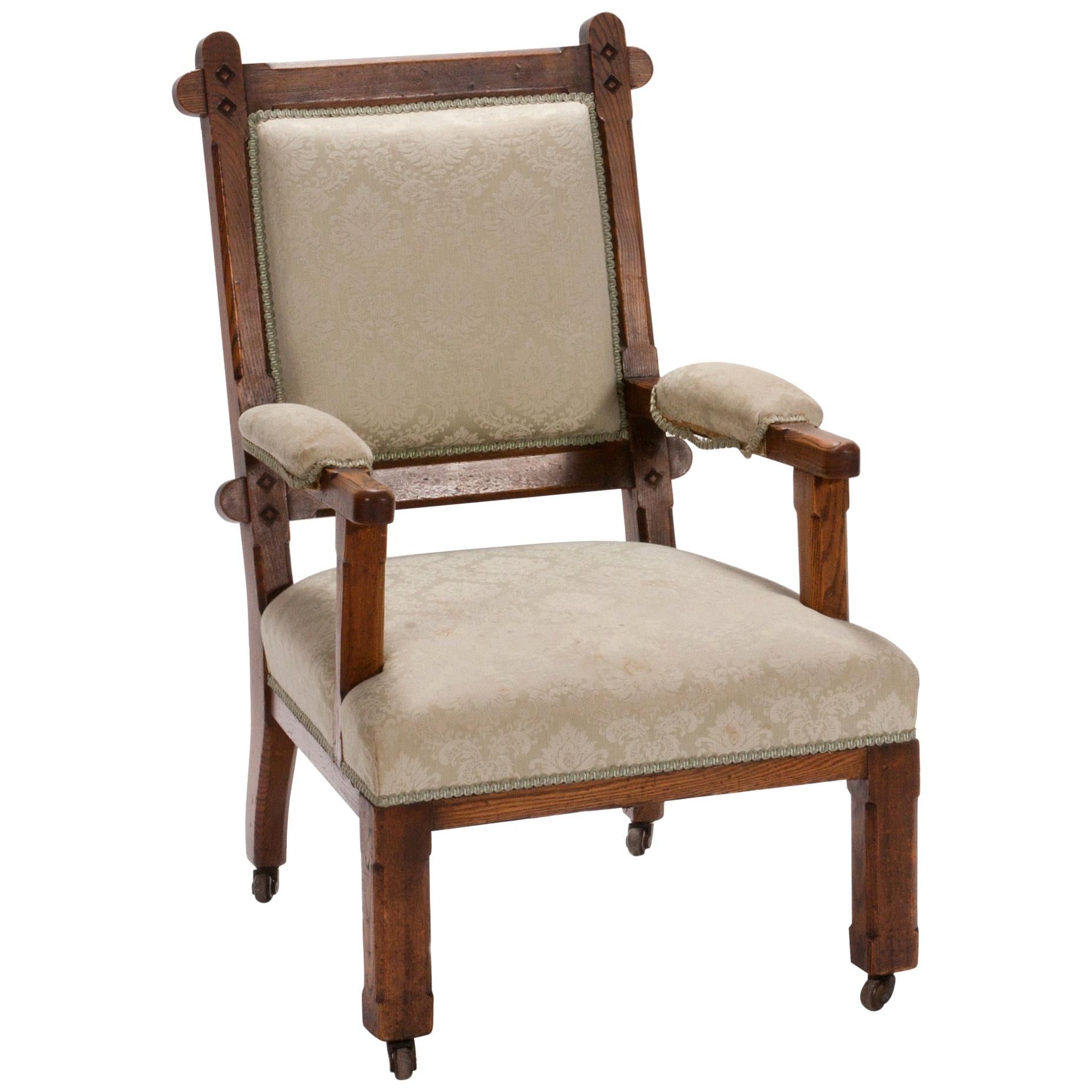 Early 20th Century English Arts & Crafts Oak Chair