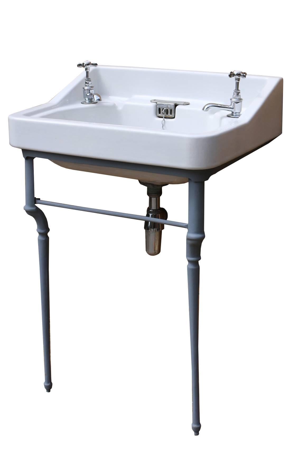 This basin has ‘Leroy Brooks Limited’ taps and is in good condition for its age with a small area of damage behind the taps. The stand is in excellent condition.
Please note that the bracket needs 3.5 cm of packing between the wall and the