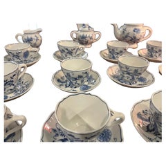 Early 20th century English Blue Danube tea service