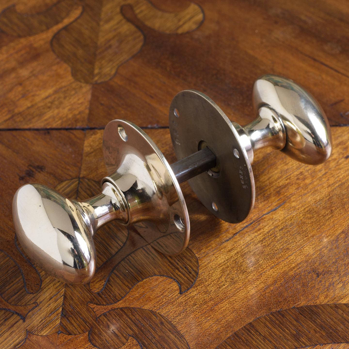 Late Victorian Early 20th Century English Brass Oval Door Knobs