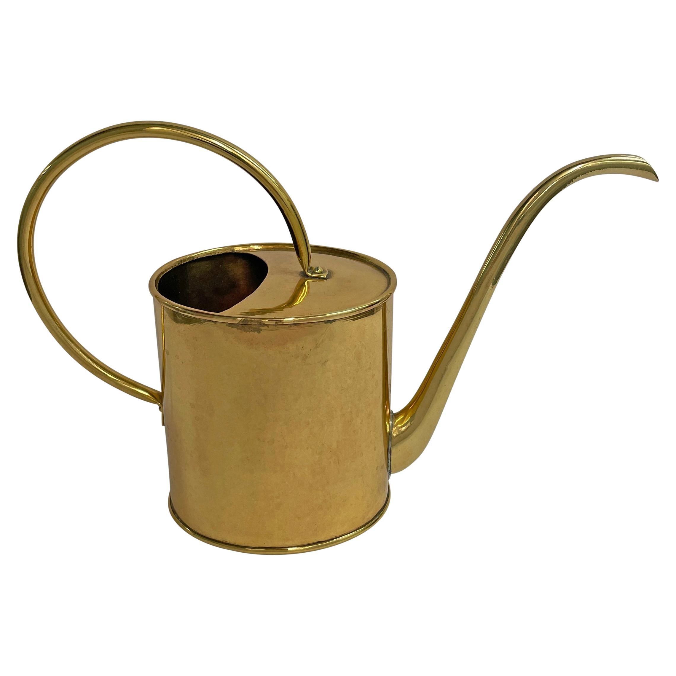 Early 20th Century English Brass Watering Can For Sale