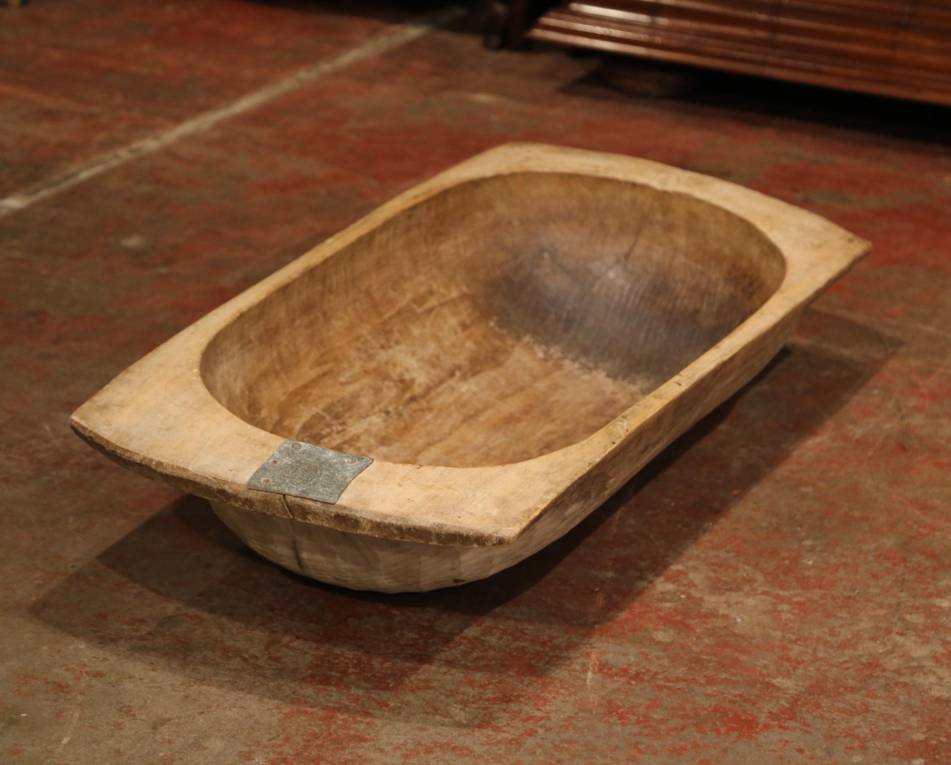 Country Early 20th Century English Carved Elm Dough Bowl