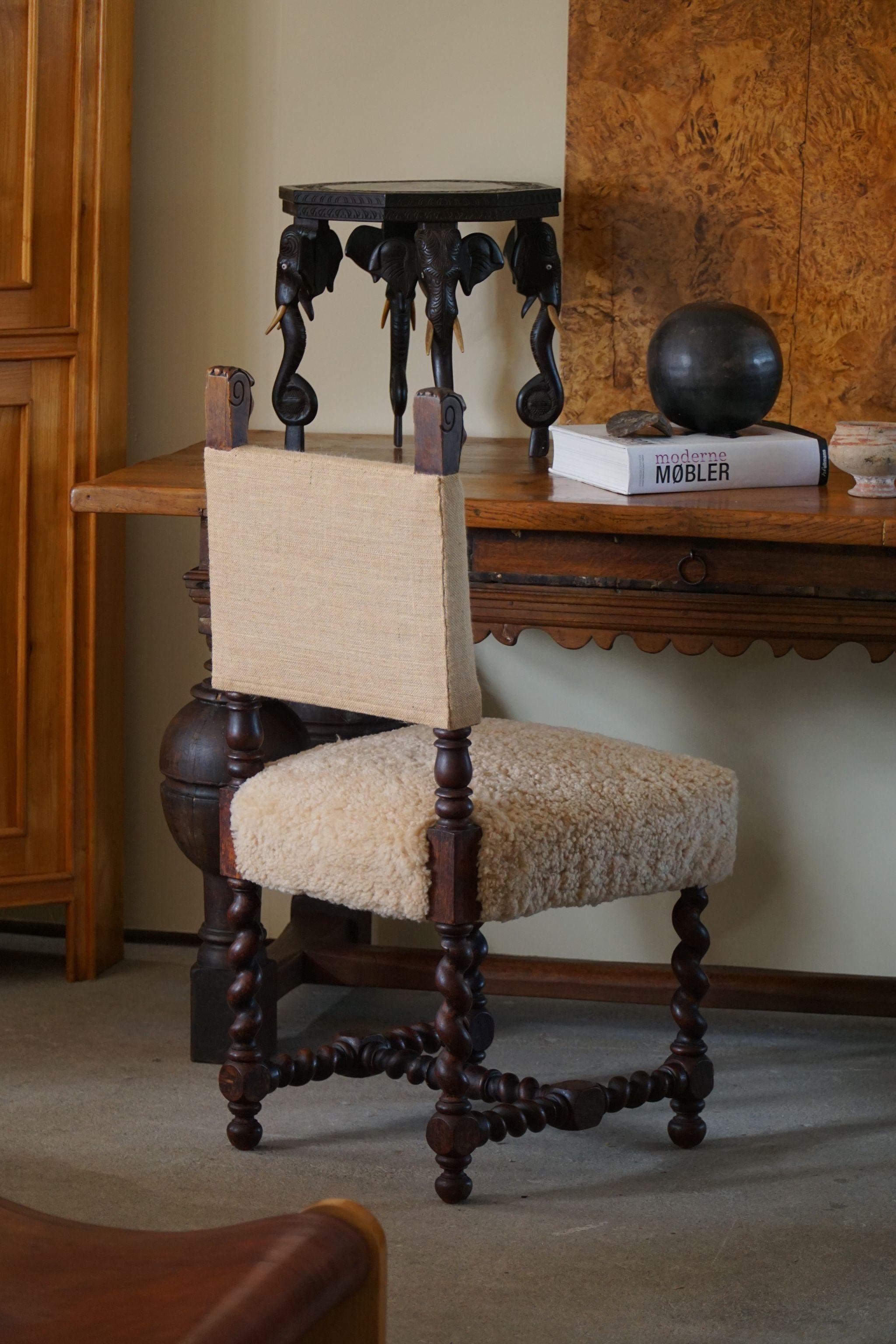 Early 20th Century English Chair in Oak, Hessian & Lambswool, Barley Twisted For Sale 2