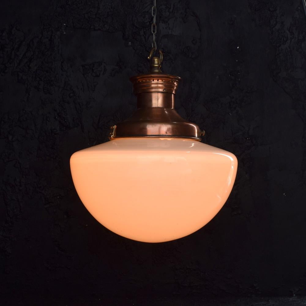 Early 20th Century English Copper Light Shade In Good Condition In London, GB