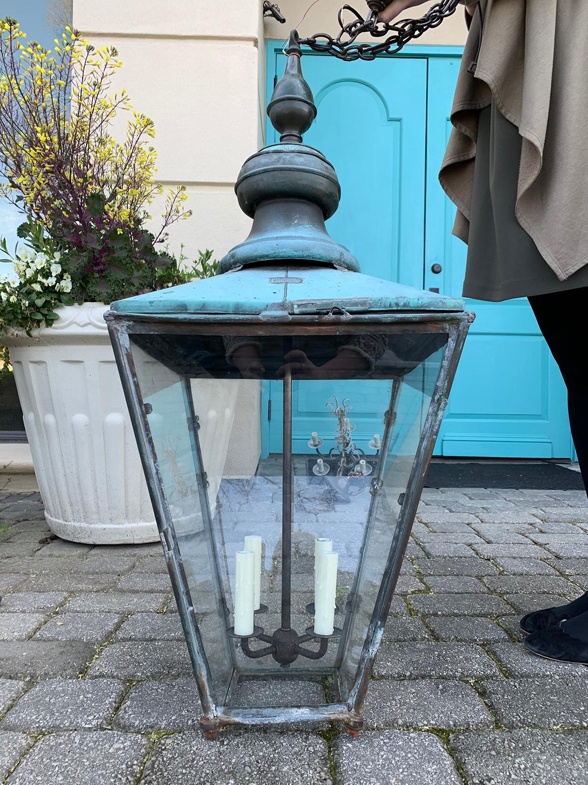 Early 20th Century English Copper Verdigris Foster & Pullen Street Lantern In Good Condition In Atlanta, GA