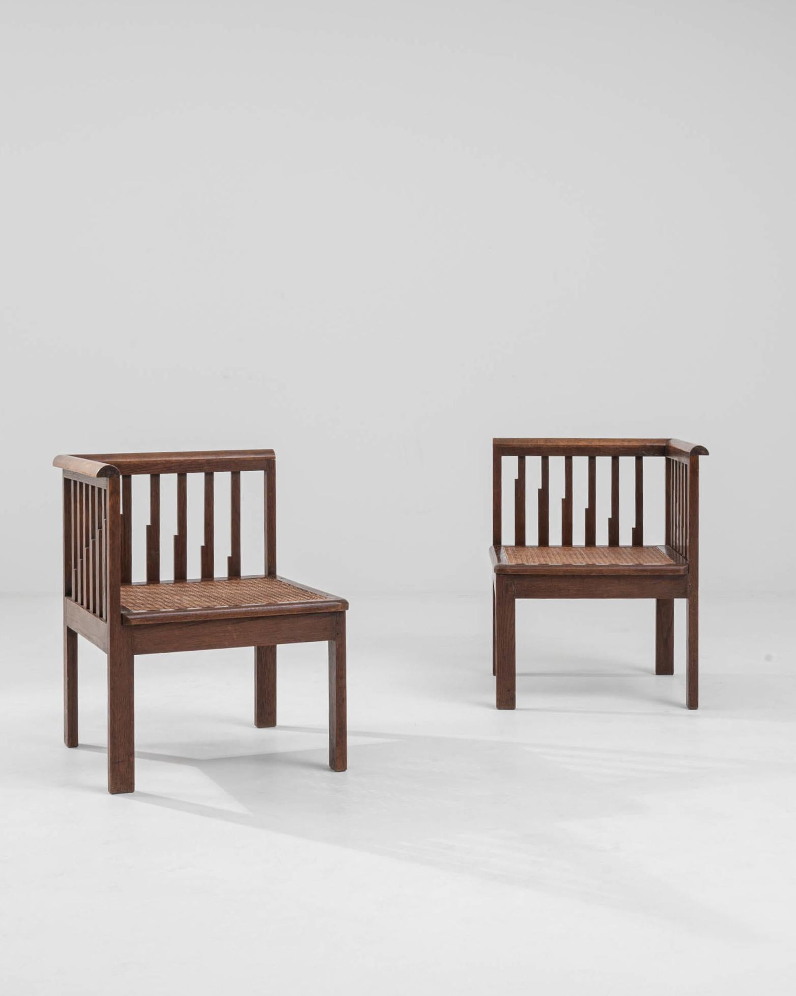 British Early 20th Century English Corner Chairs, a Pair