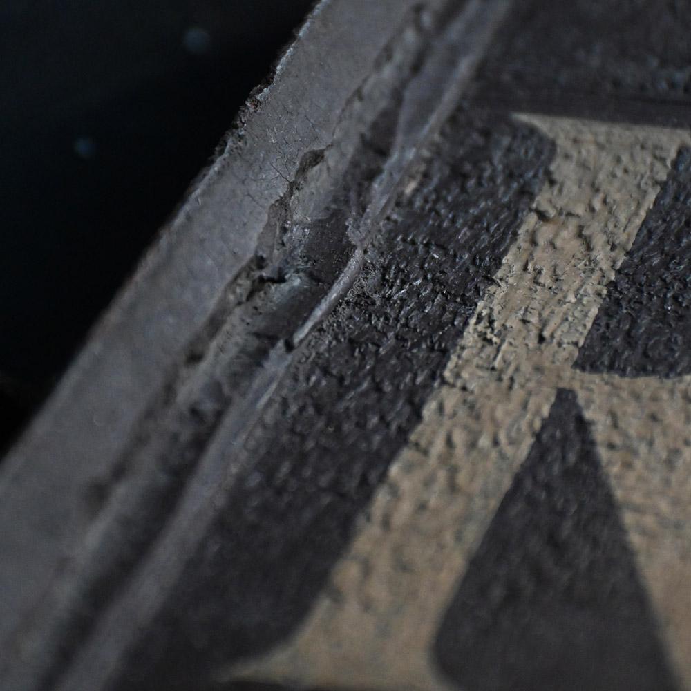 XX secolo Insegna commerciale inglese bifacciale per sarti dei primi del Novecento