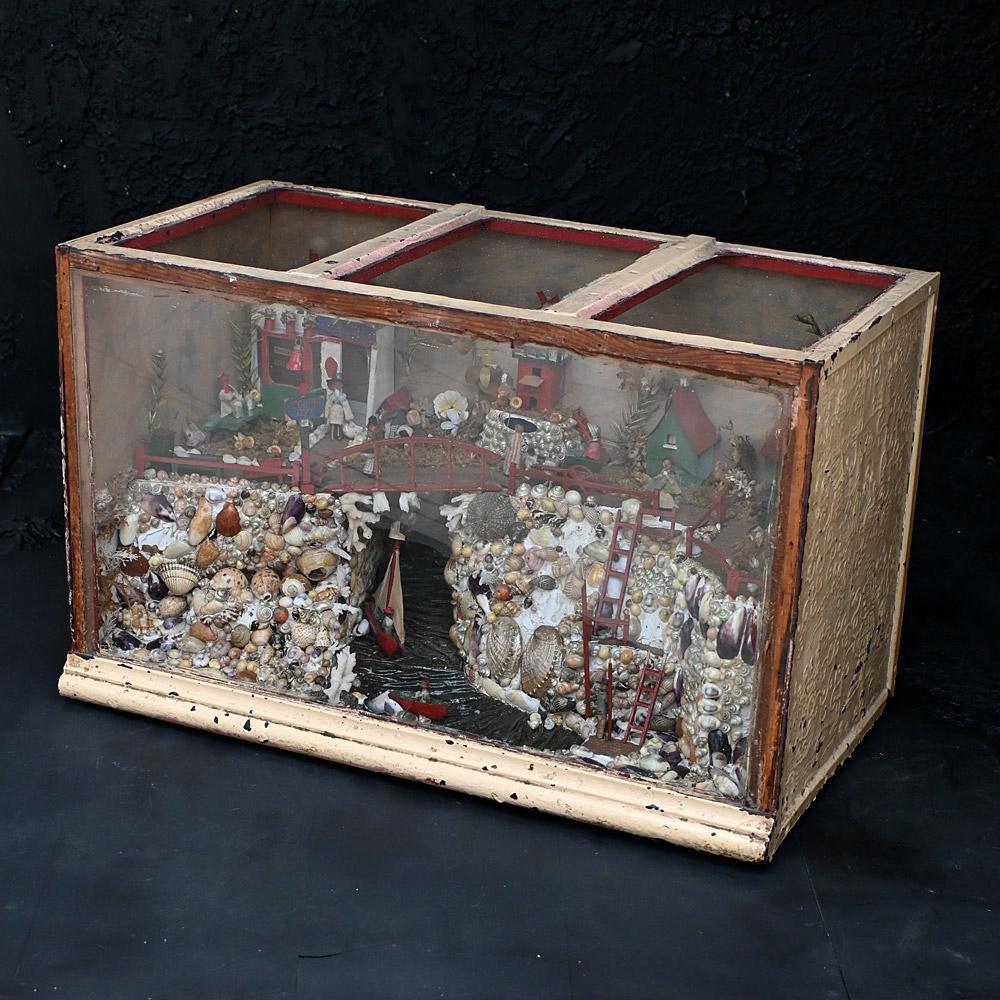 Fait main Œuvre d'art populaire anglaise du début du 20e siècle - Scène de Diorama en vente