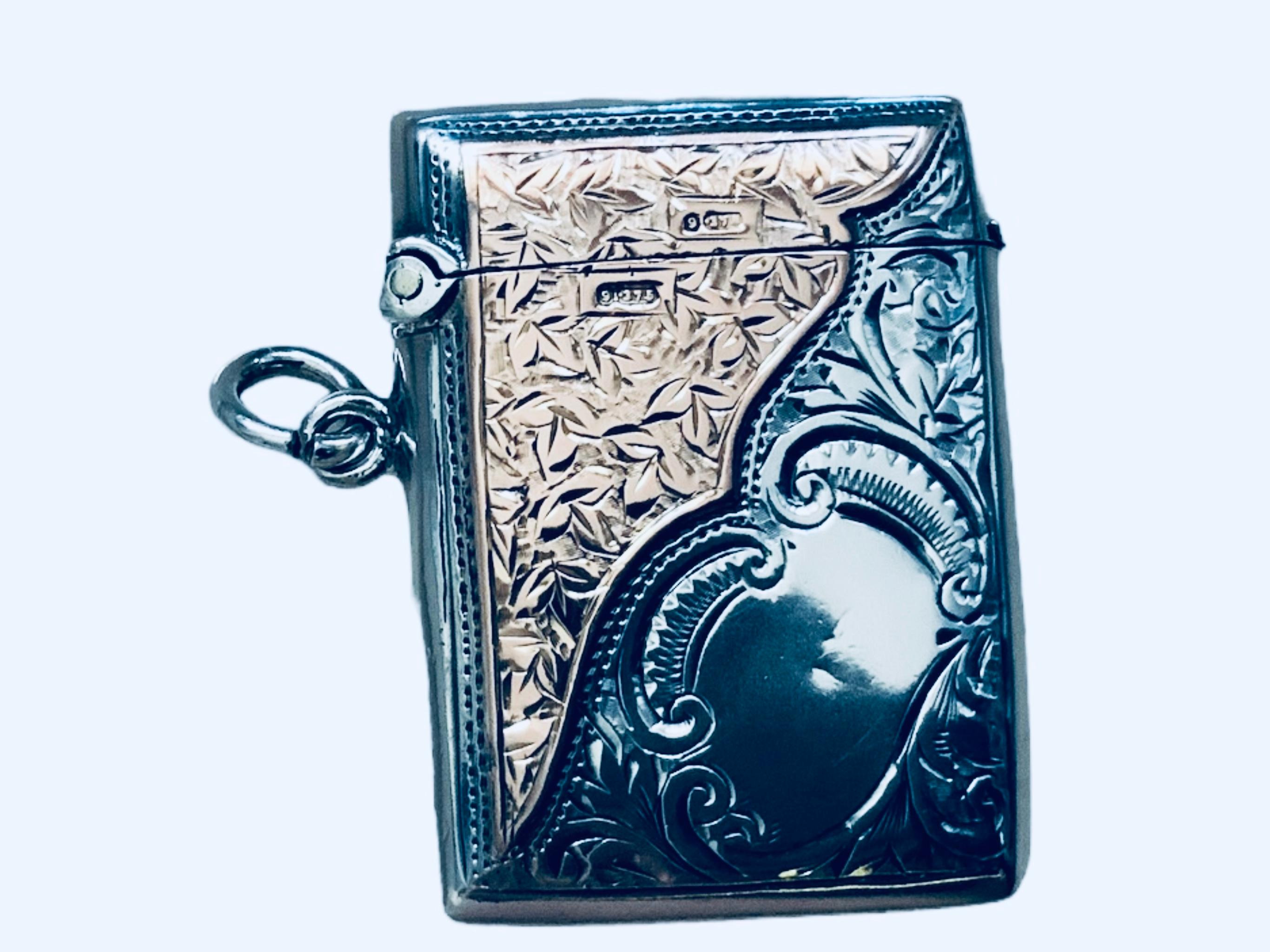 Englisches Vesta-Etui aus Gold und Sterlingsilber des frühen 20. Jahrhunderts/Keepsake im Angebot 9