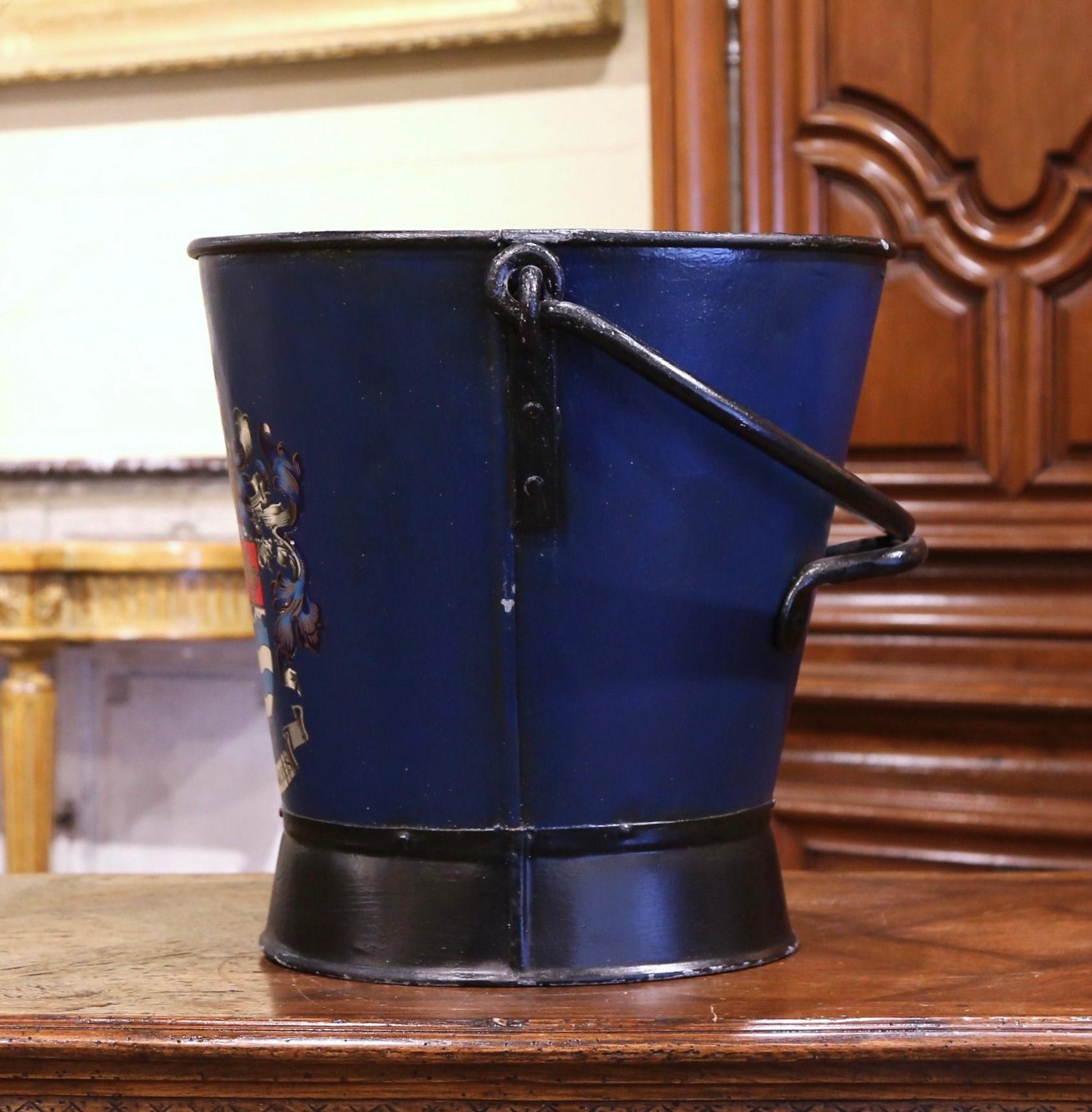 Metal Early 20th Century English Hand Painted Iron Coal Bucket with Coat of Arms Decor