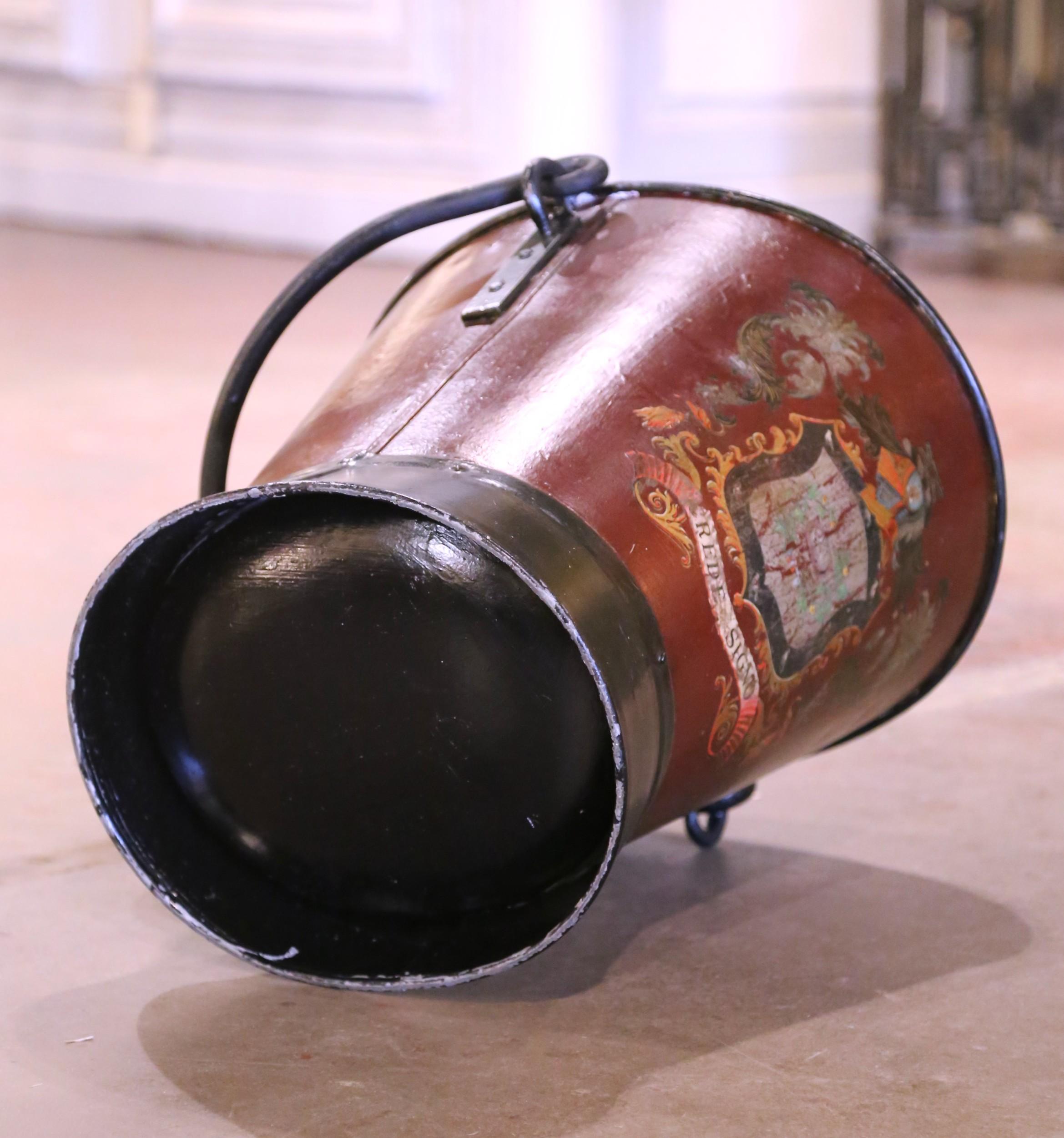 Early 20th Century English Hand-Painted Iron Fire or Coal Bucket with Crest 4