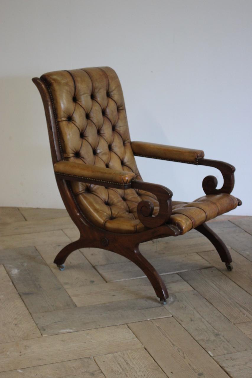 Early 20th Century English Library Armchair and Foot Stool In Good Condition For Sale In Gloucestershire, GB