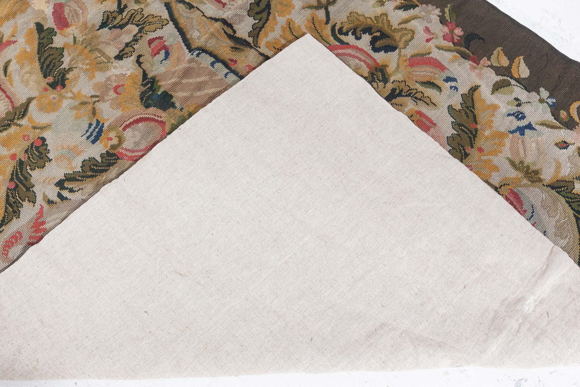 Alfombra inglesa de punta de aguja de principios del siglo XX en venta 1