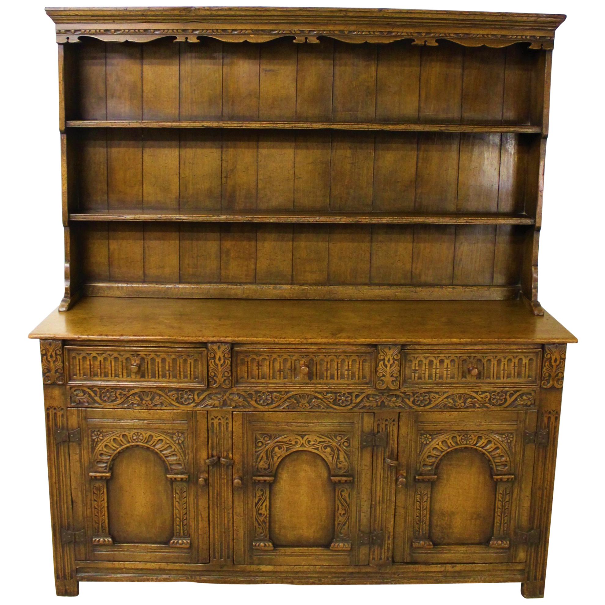 Early 20th Century English Oak Dresser For Sale