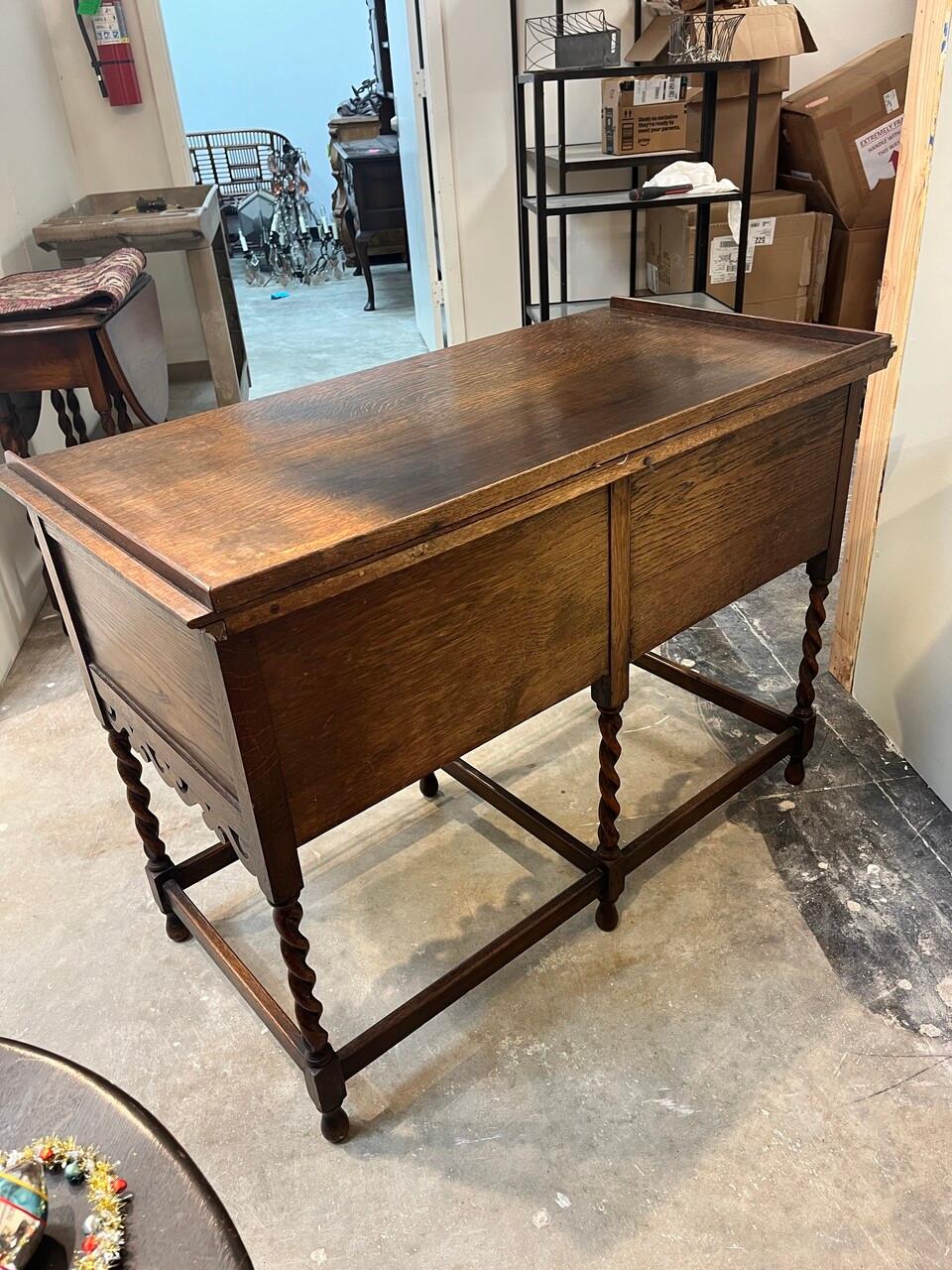 Early 20th Century English Oak Jacobean Hall Sofa Table For Sale 6