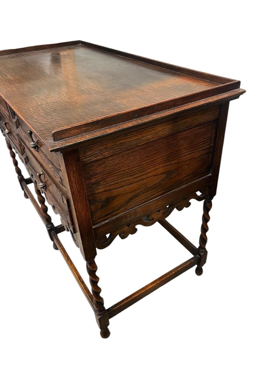 Early 20th Century English Oak Jacobean Hall Sofa Table For Sale 2