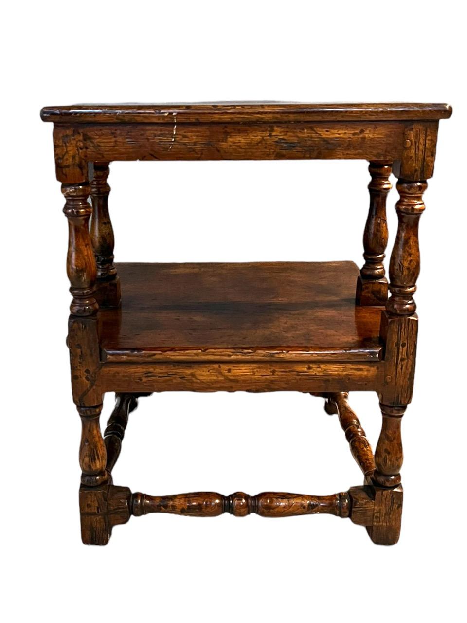 Englischer Stuhl aus Eiche des frühen 20. Jahrhunderts 2