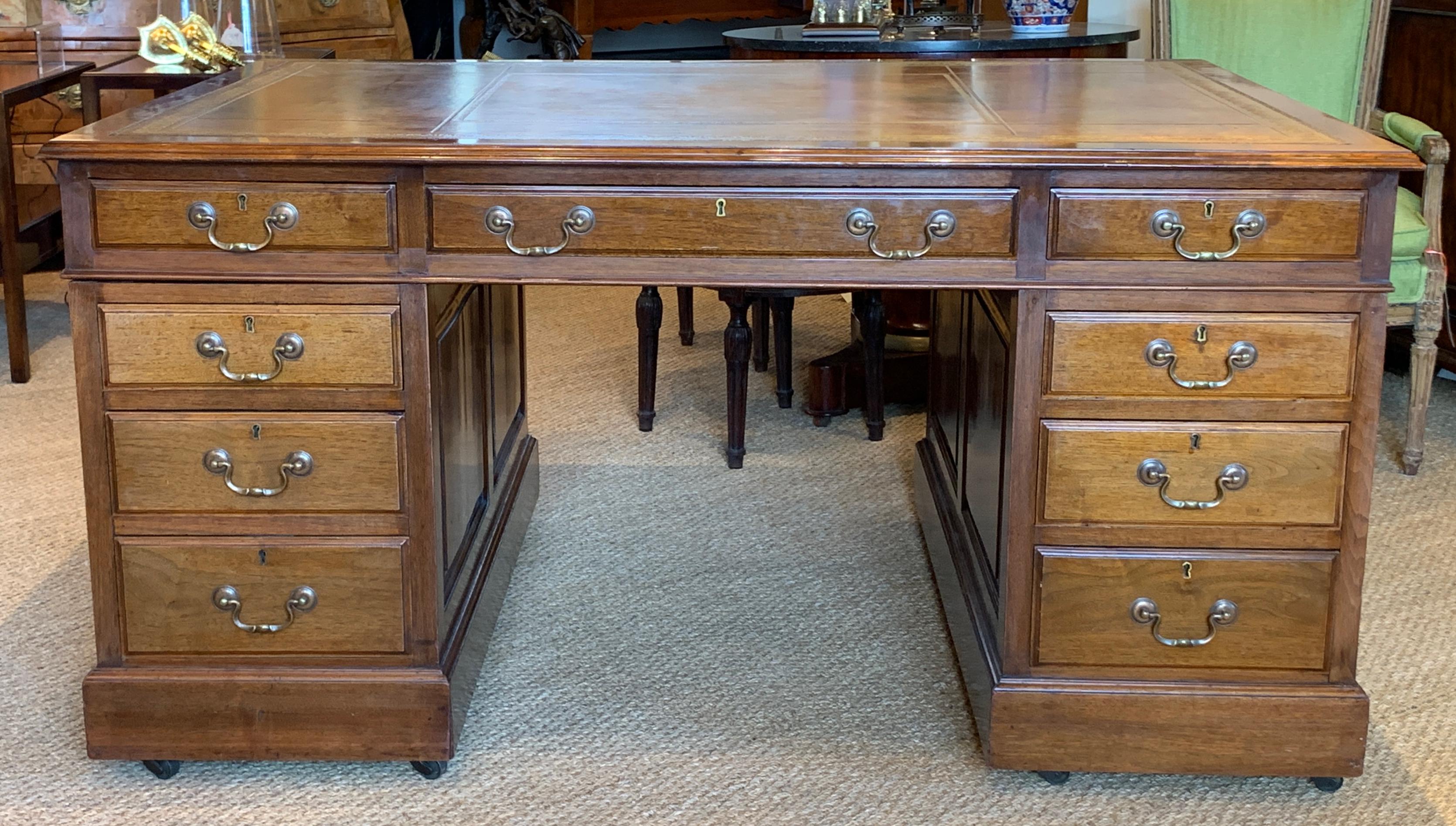 Hand-Crafted Early 20th Century English Partners Desk