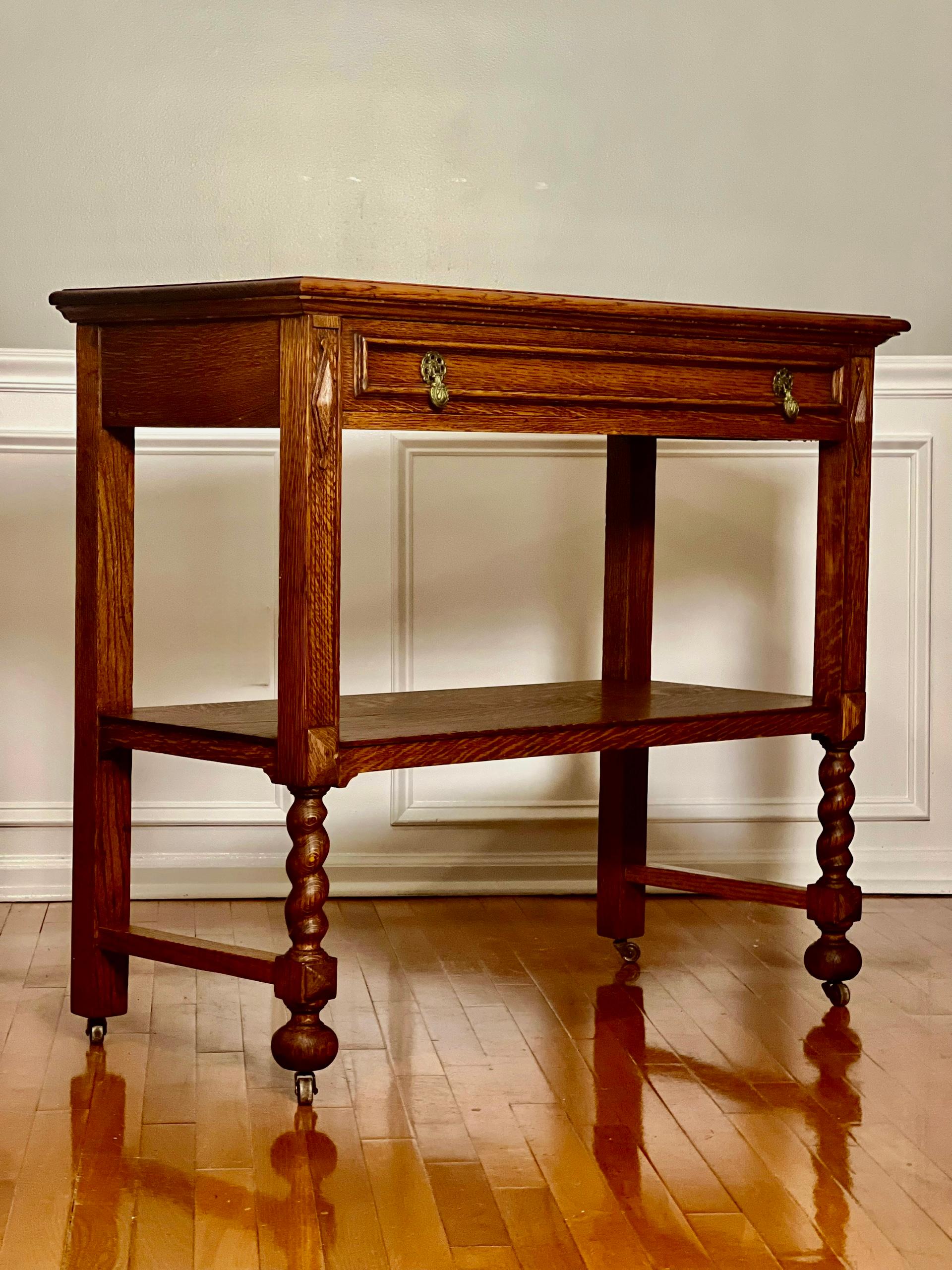 Early 20th Century English Quarter Sawn Oak Two-Tier Server on Casters For Sale 10