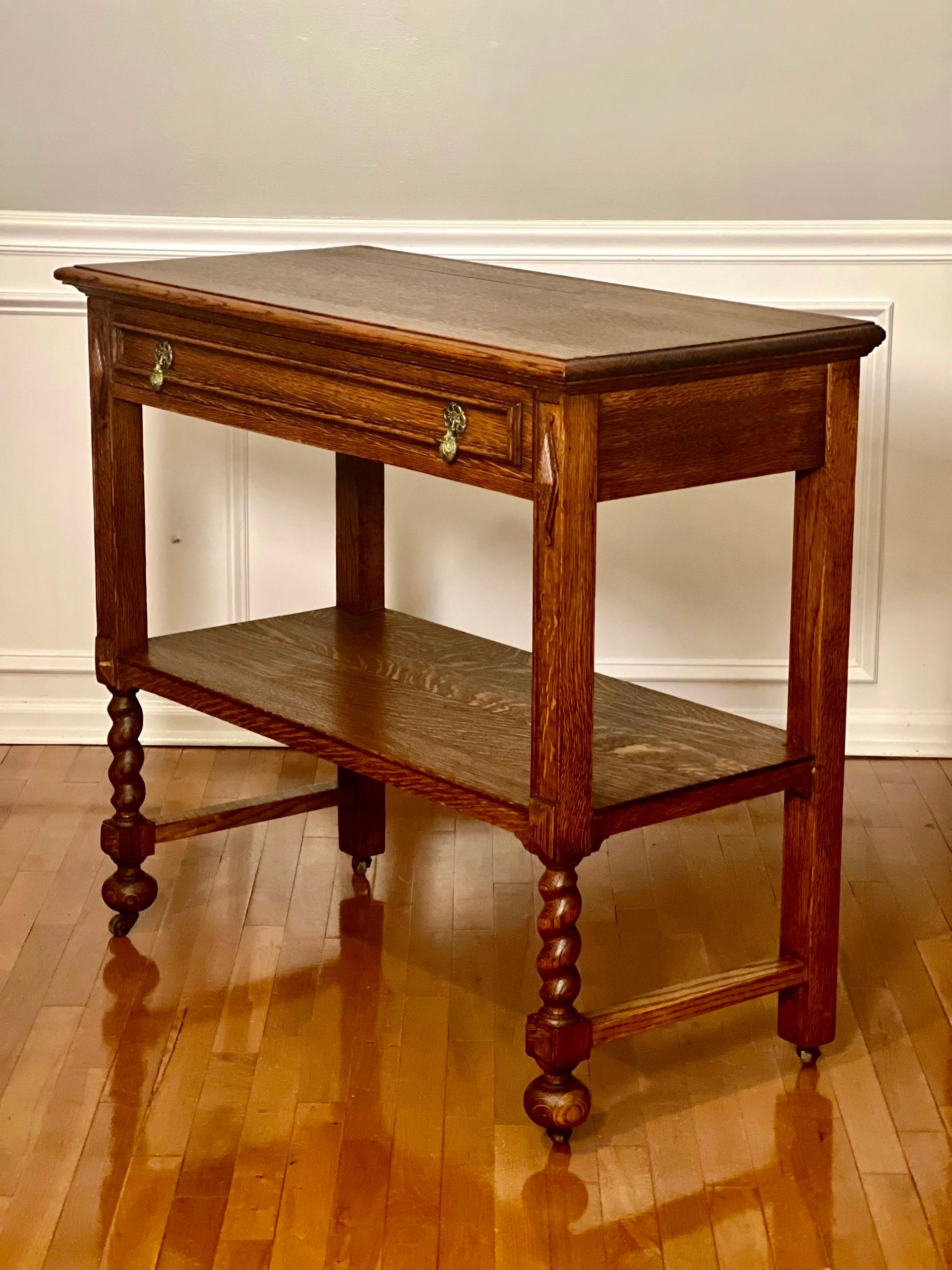Arts and Crafts Early 20th Century English Quarter Sawn Oak Two-Tier Server on Casters For Sale