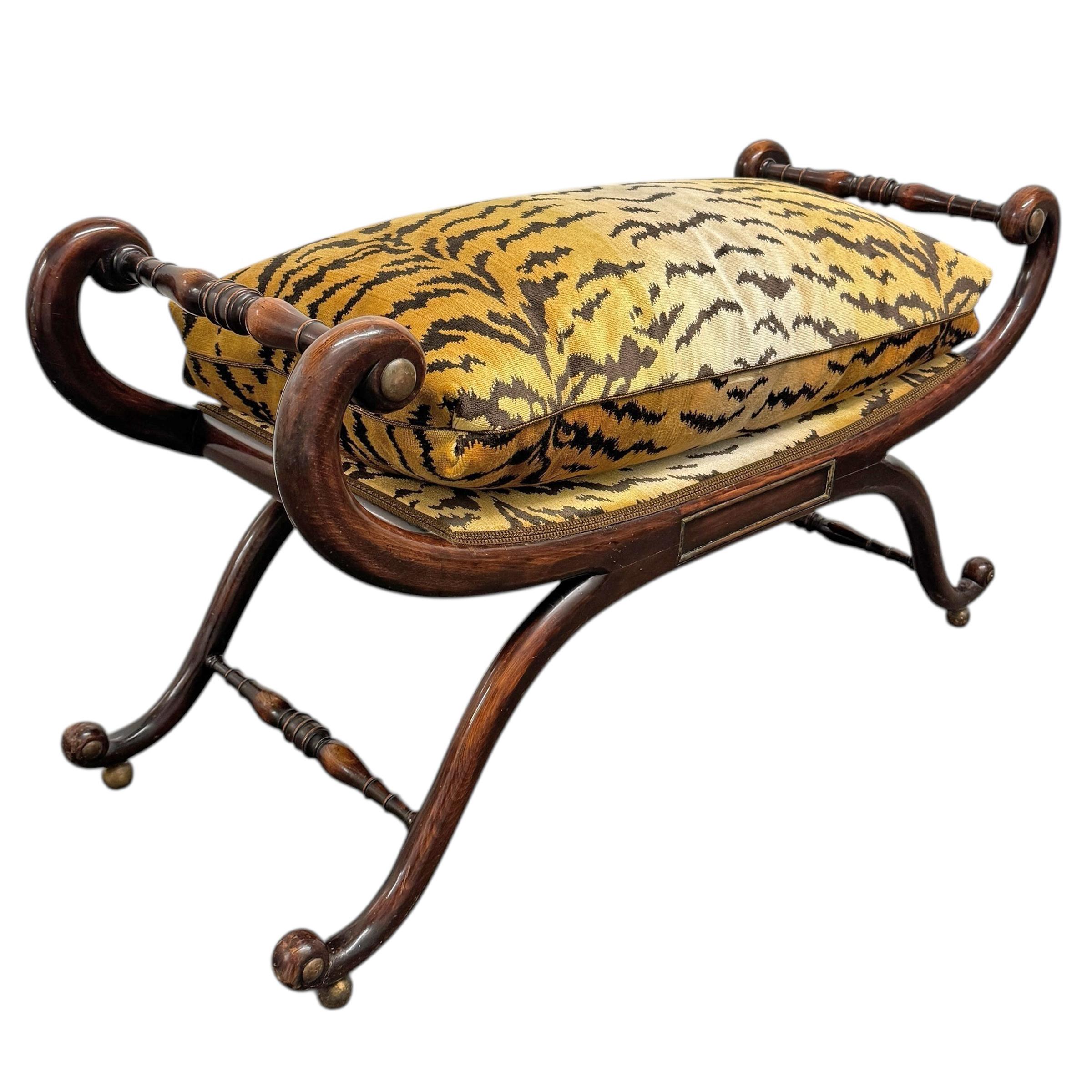 XX secolo Early 20th Century English Regency-Style Curule Bench in vendita