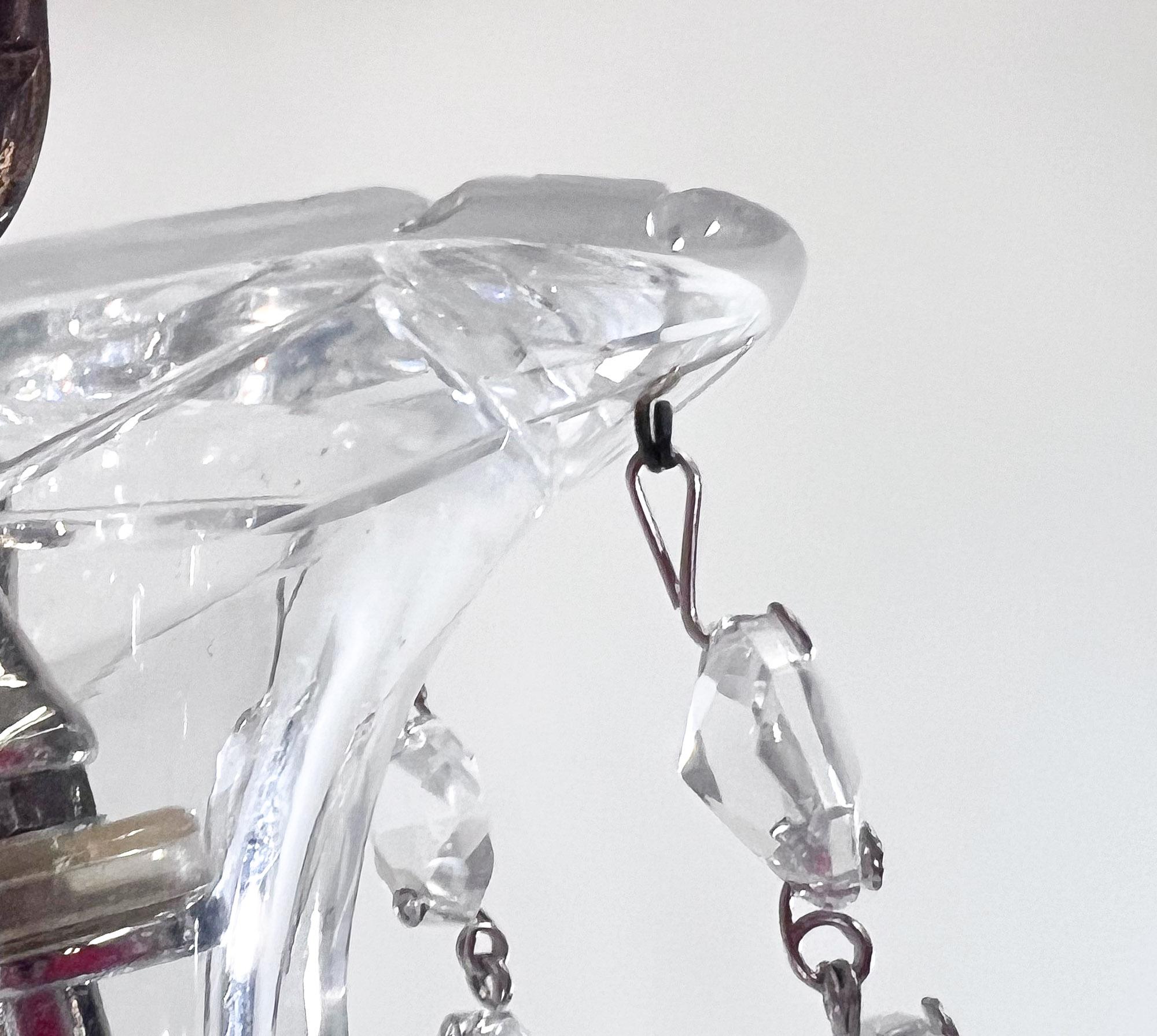 Lampadario di cristallo a cascata in stile Regency inglese dei primi del Novecento in vendita 4