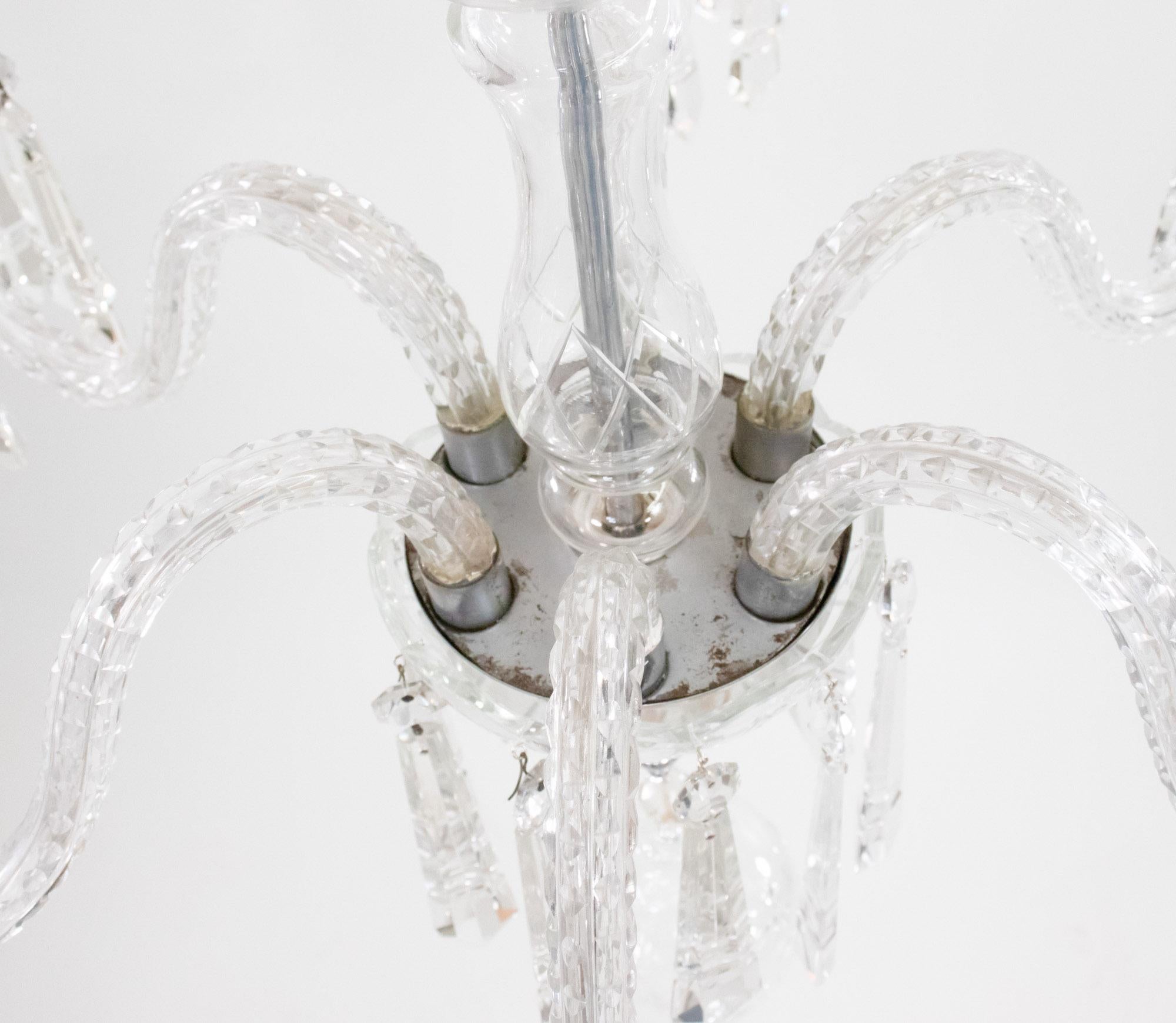 Lampadario di cristallo a cascata in stile Regency inglese dei primi del Novecento in vendita 10