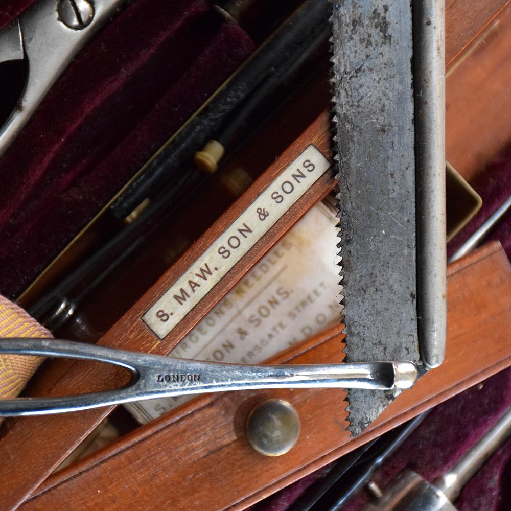 Hand-Crafted Early 20th Century English S. Maw. Son & Sons Surgeons Kit