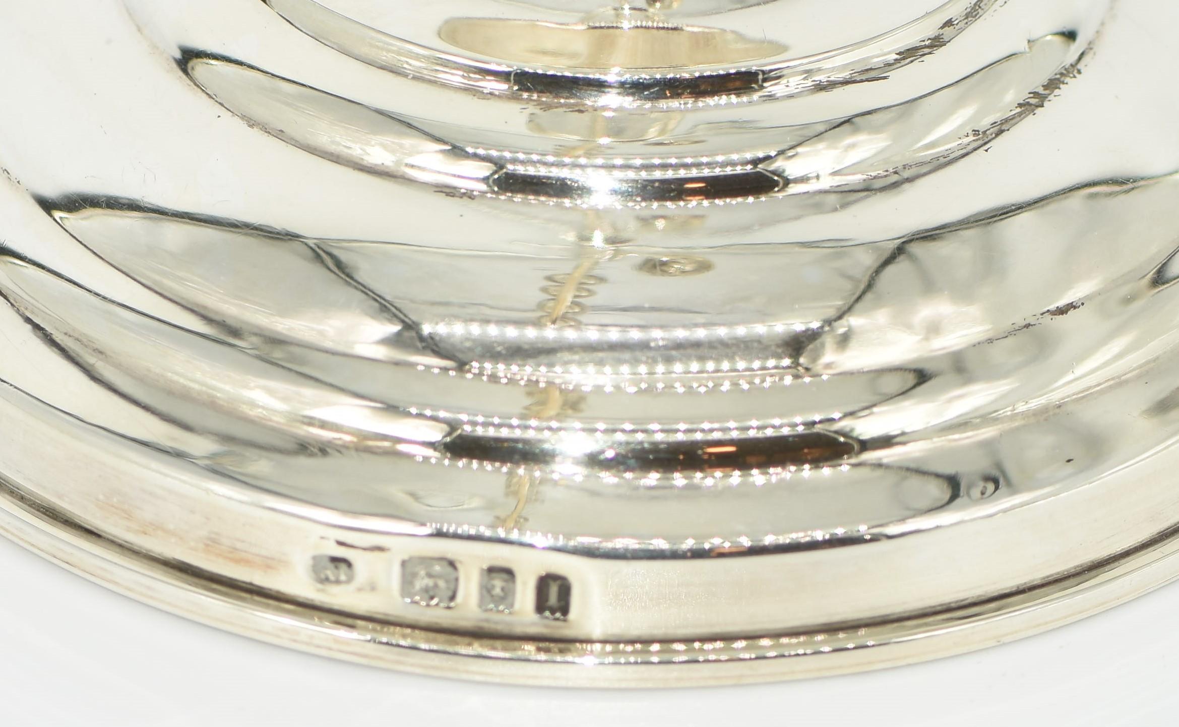 Englische Hanukkah-Lampe aus Silber des frühen 20. Jahrhunderts im Angebot 1