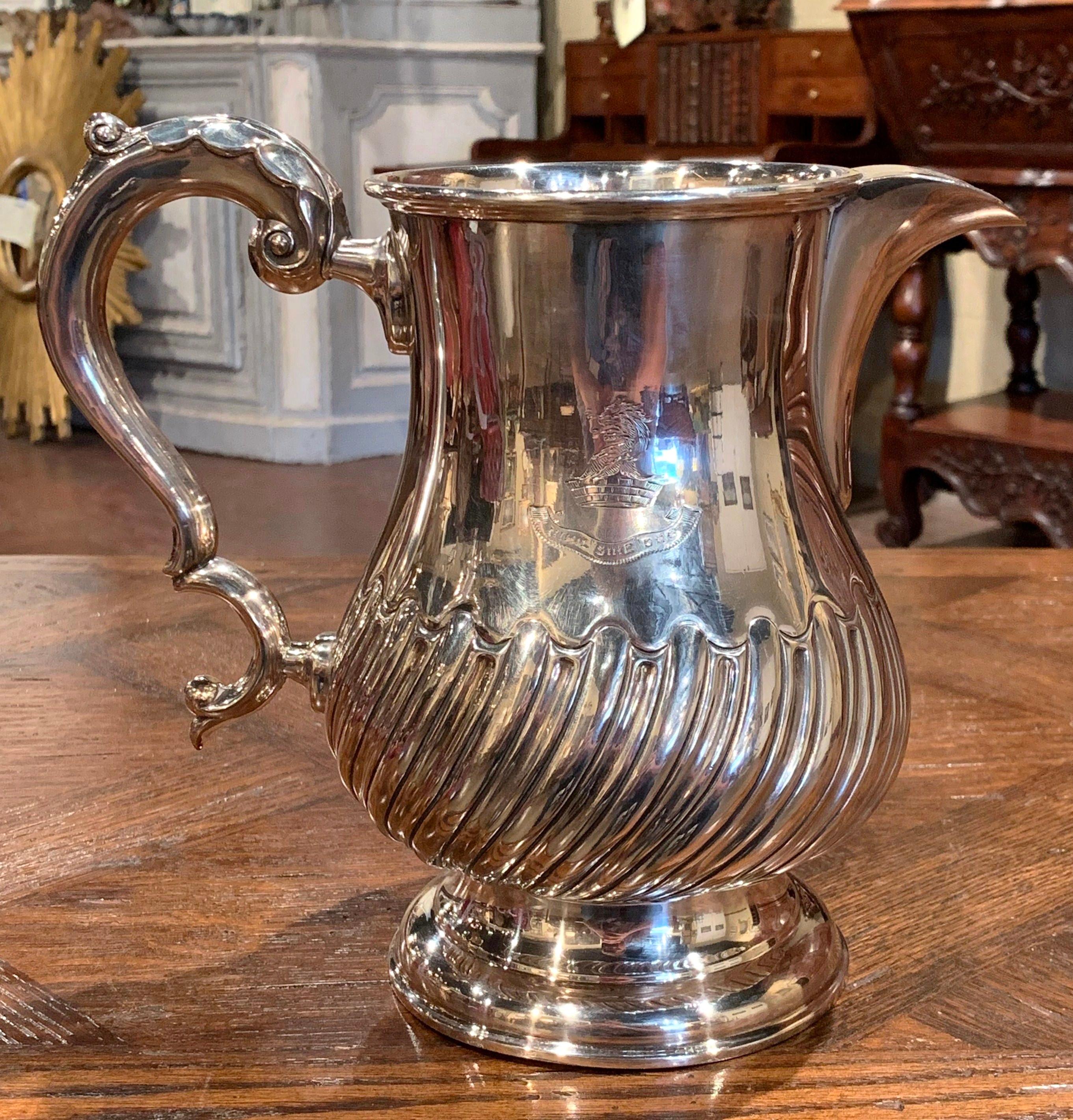 Early 20th Century English Silver Plated Pitcher with Engraved Crest 1