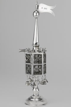 Torre delle spezie in argento di Jacob Fenigstein, inizio XX secolo, inglese