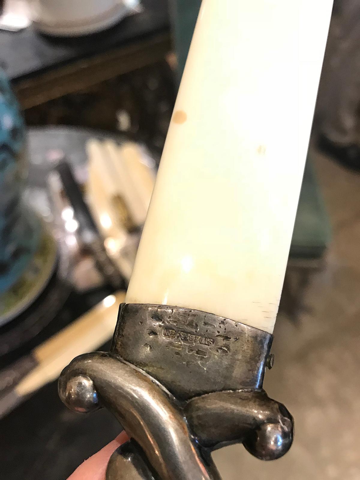 Early 20th Century English Sterling Silver Page Turner Handle by Horton & Allday In Good Condition In Atlanta, GA