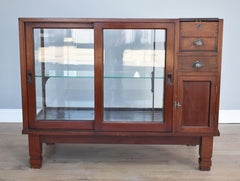 Early 20th Century English Victorian Mahogany Shop Counter Display Cabinet