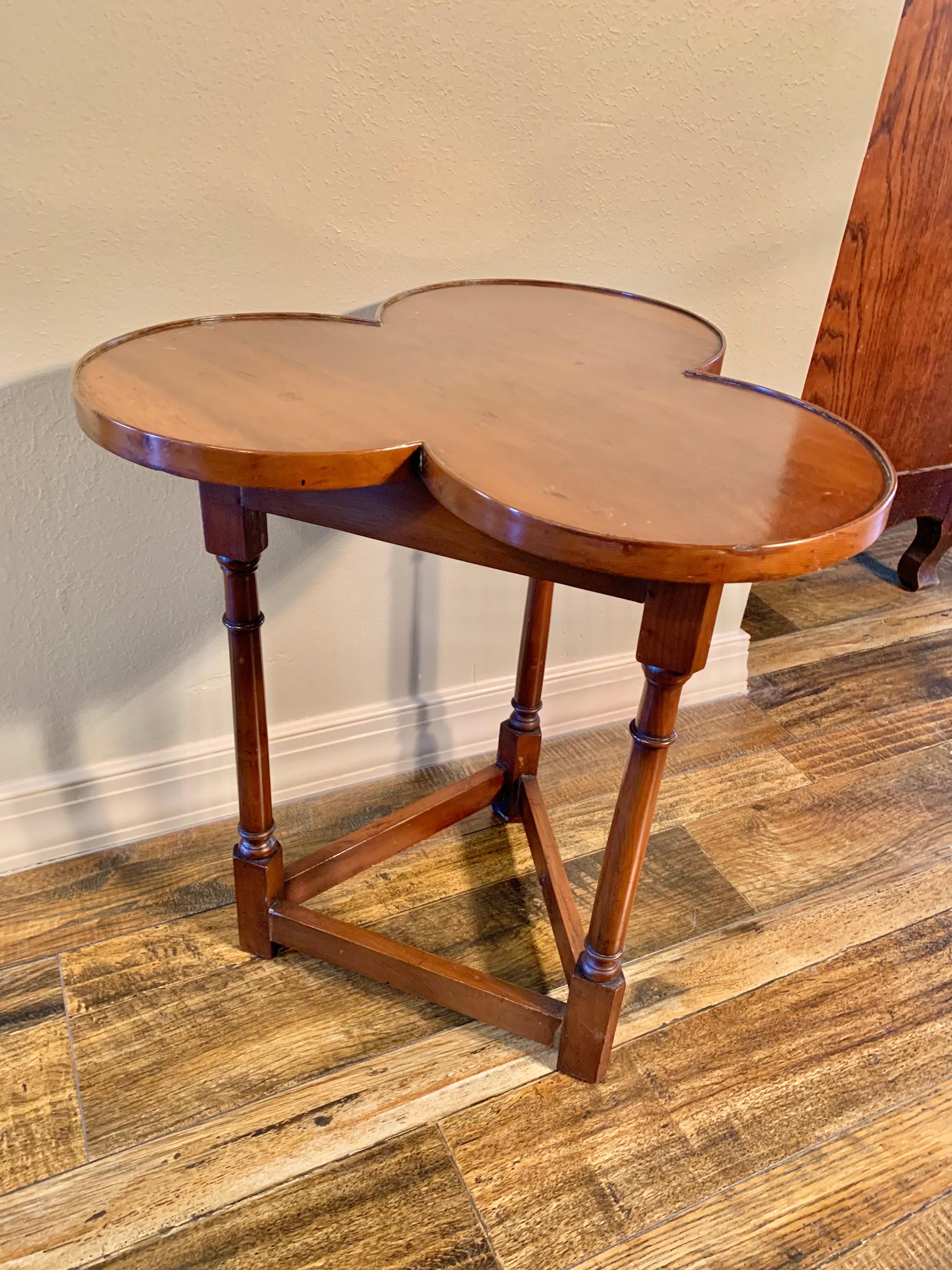 Early 20th Century English Walnut Cricket Clover Side Table 6